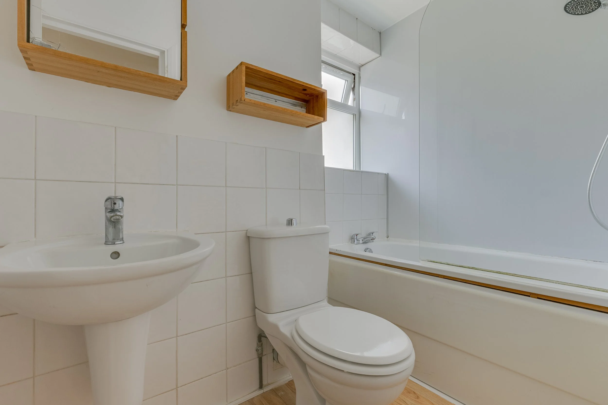 Flat 3, 3 Thicket Road, SE20 - 8.jpg