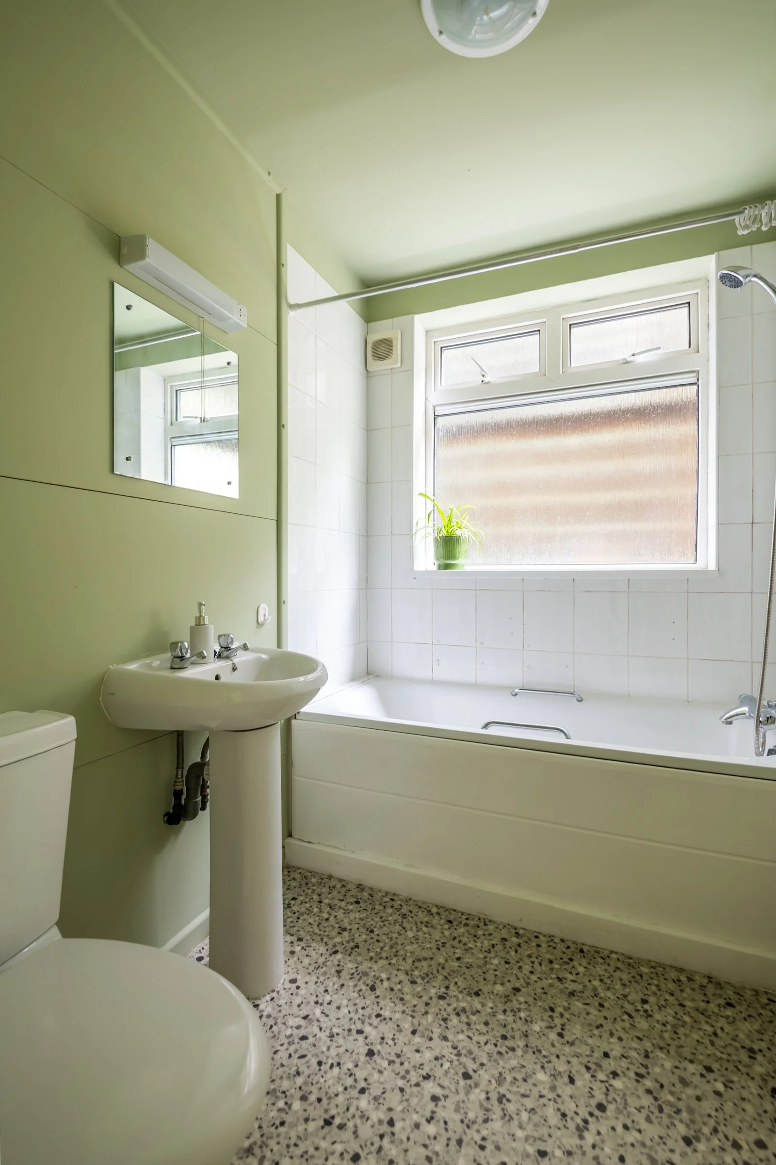 Flat 3 Marlowe Court-14.jpg