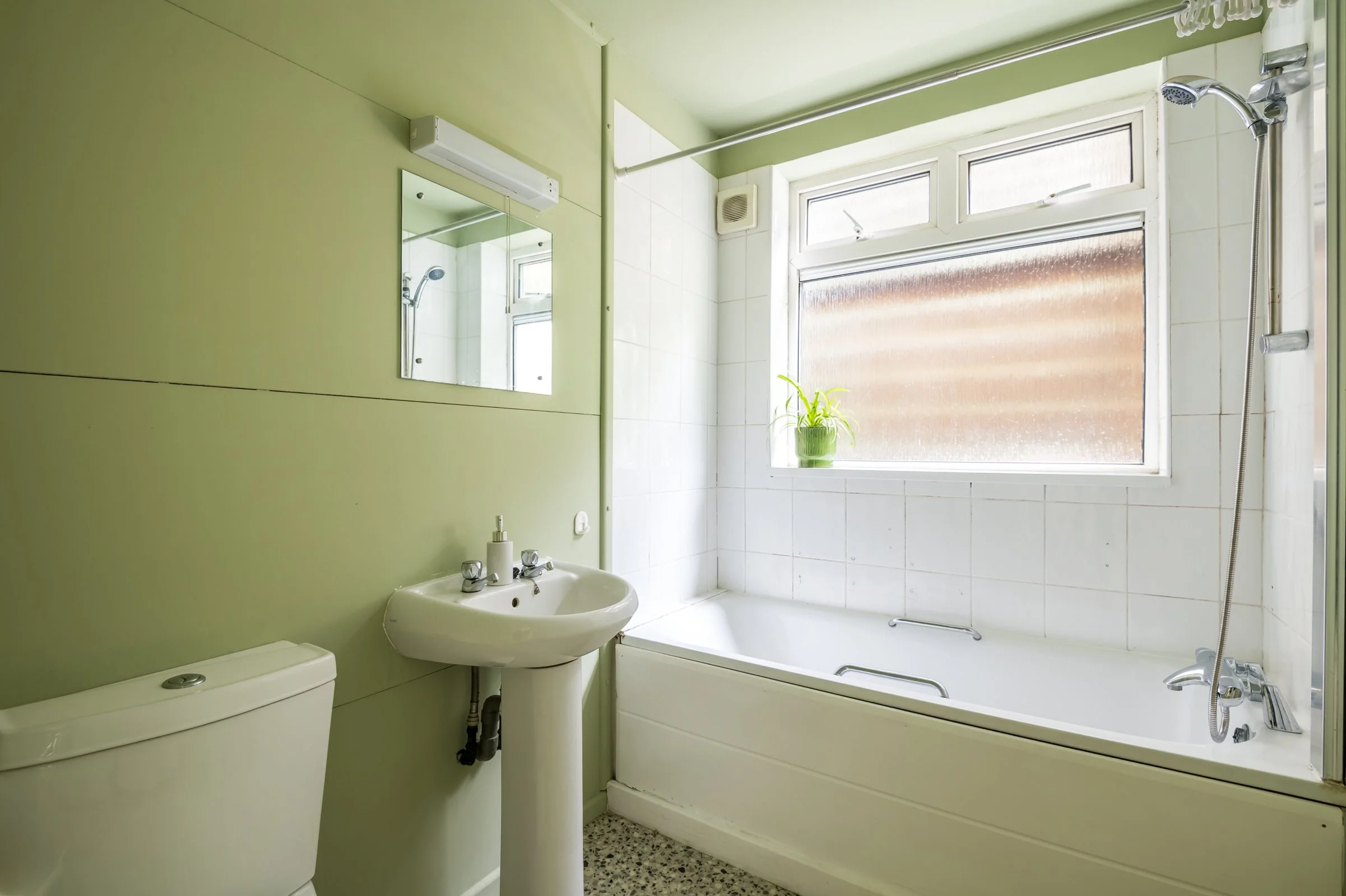 Flat 3 Marlowe Court-15.jpg