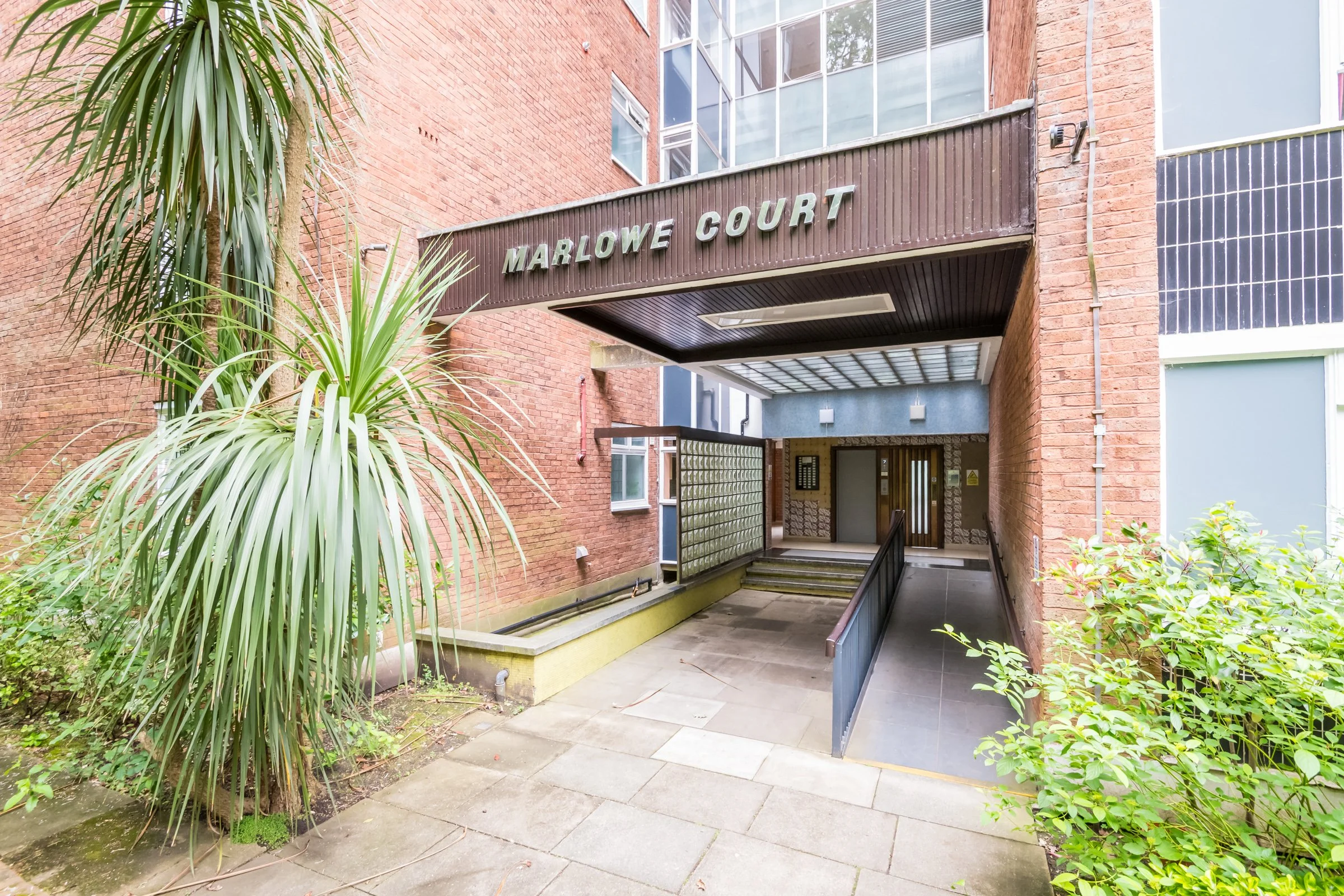 Marlowe Court SE19