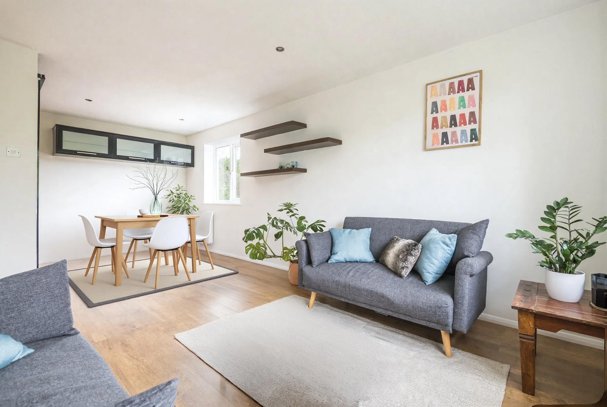 12 Holmes Court-57.jpg