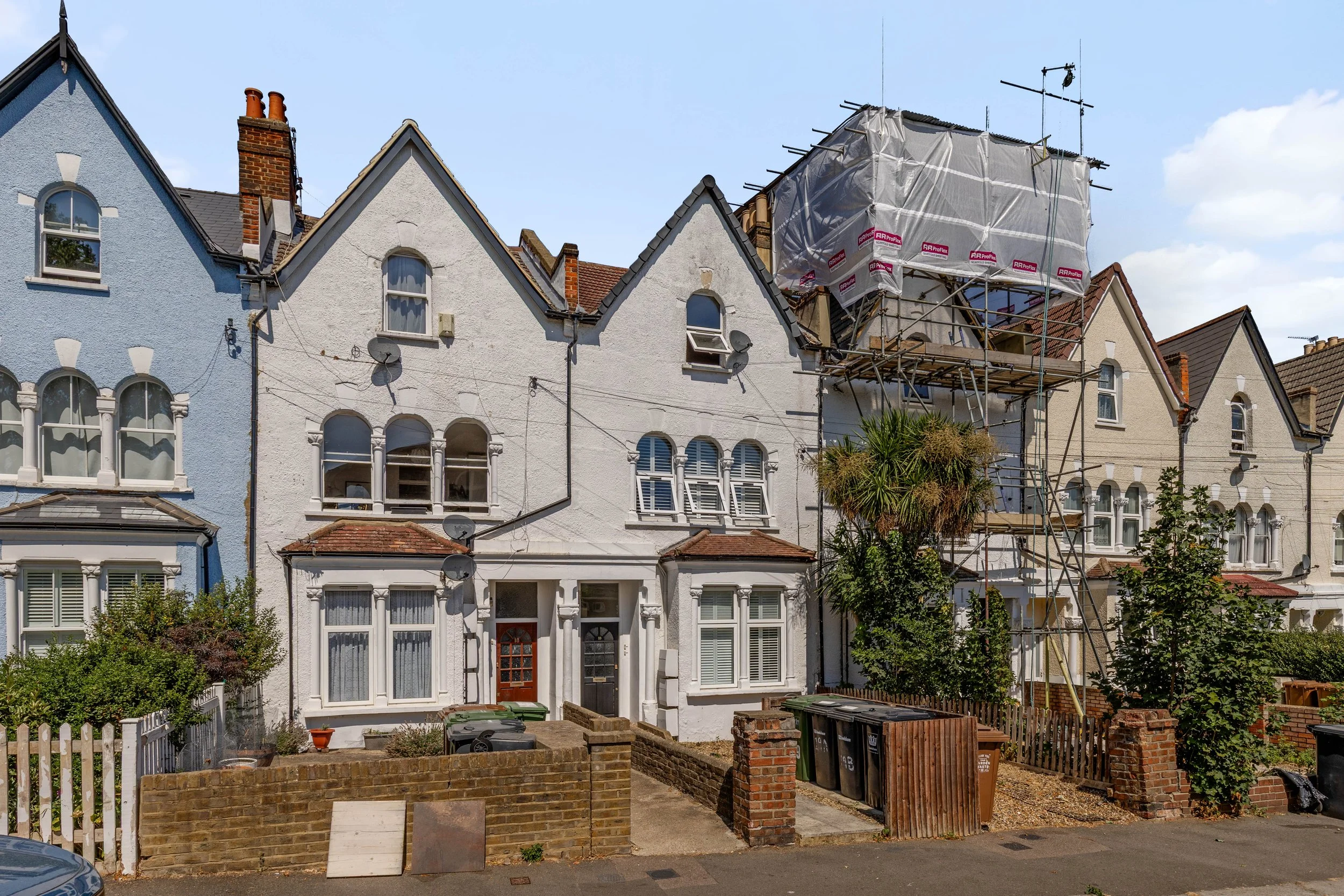 Champion Crescent SE26