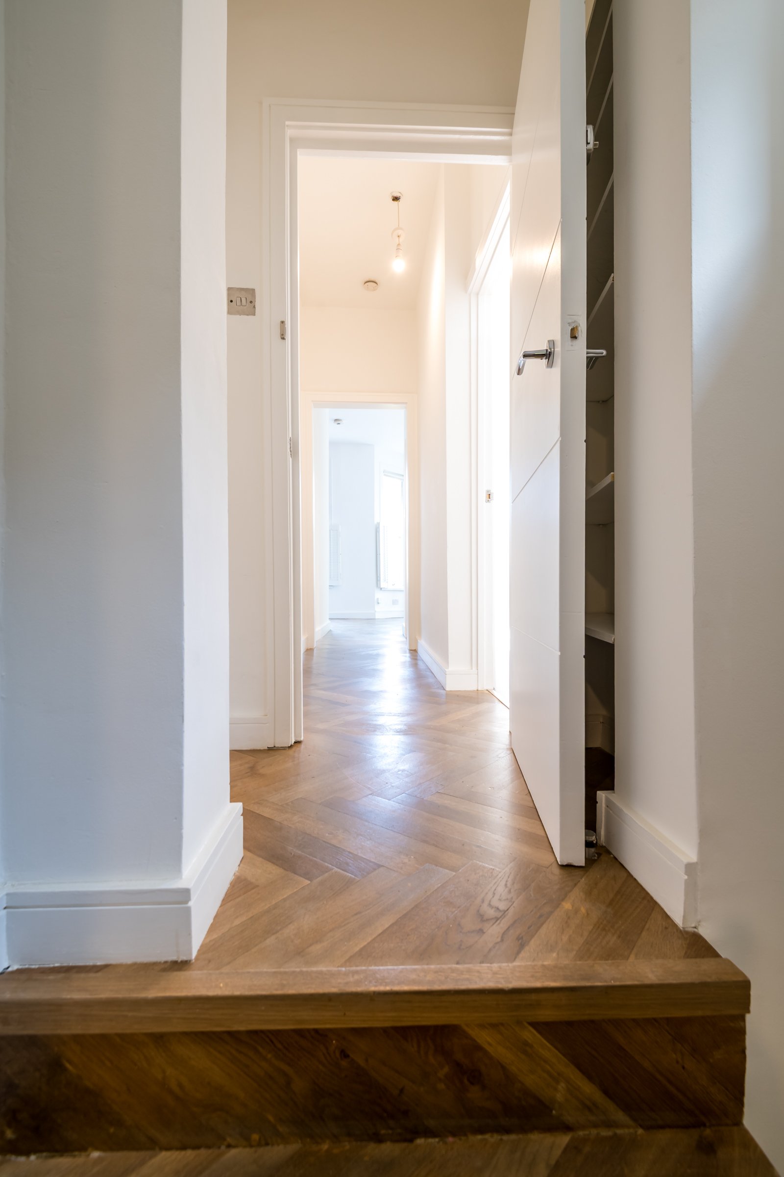 Flat A, 6 Norwood High Street-13.jpg