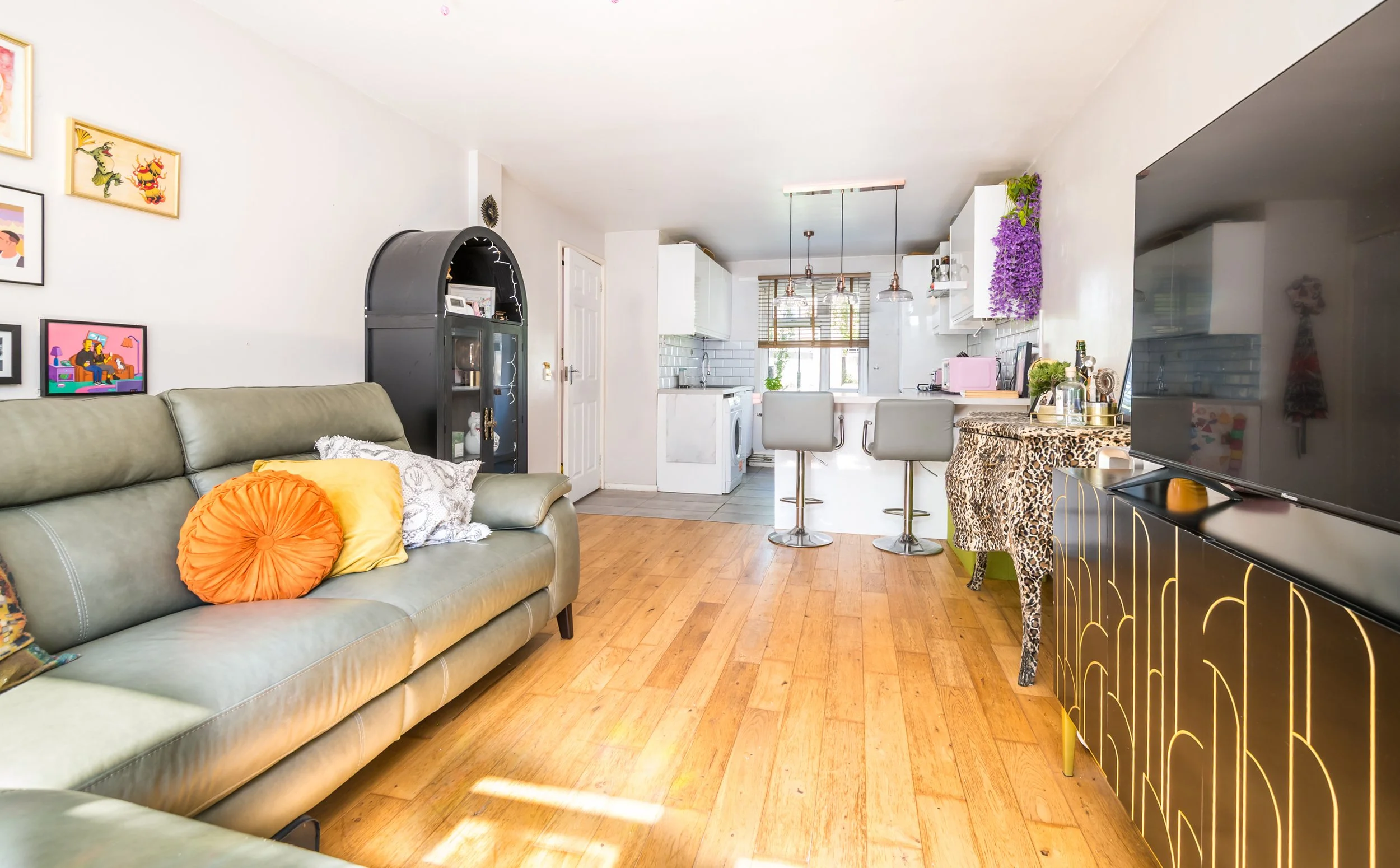 1 Claret Gardens-24.jpg