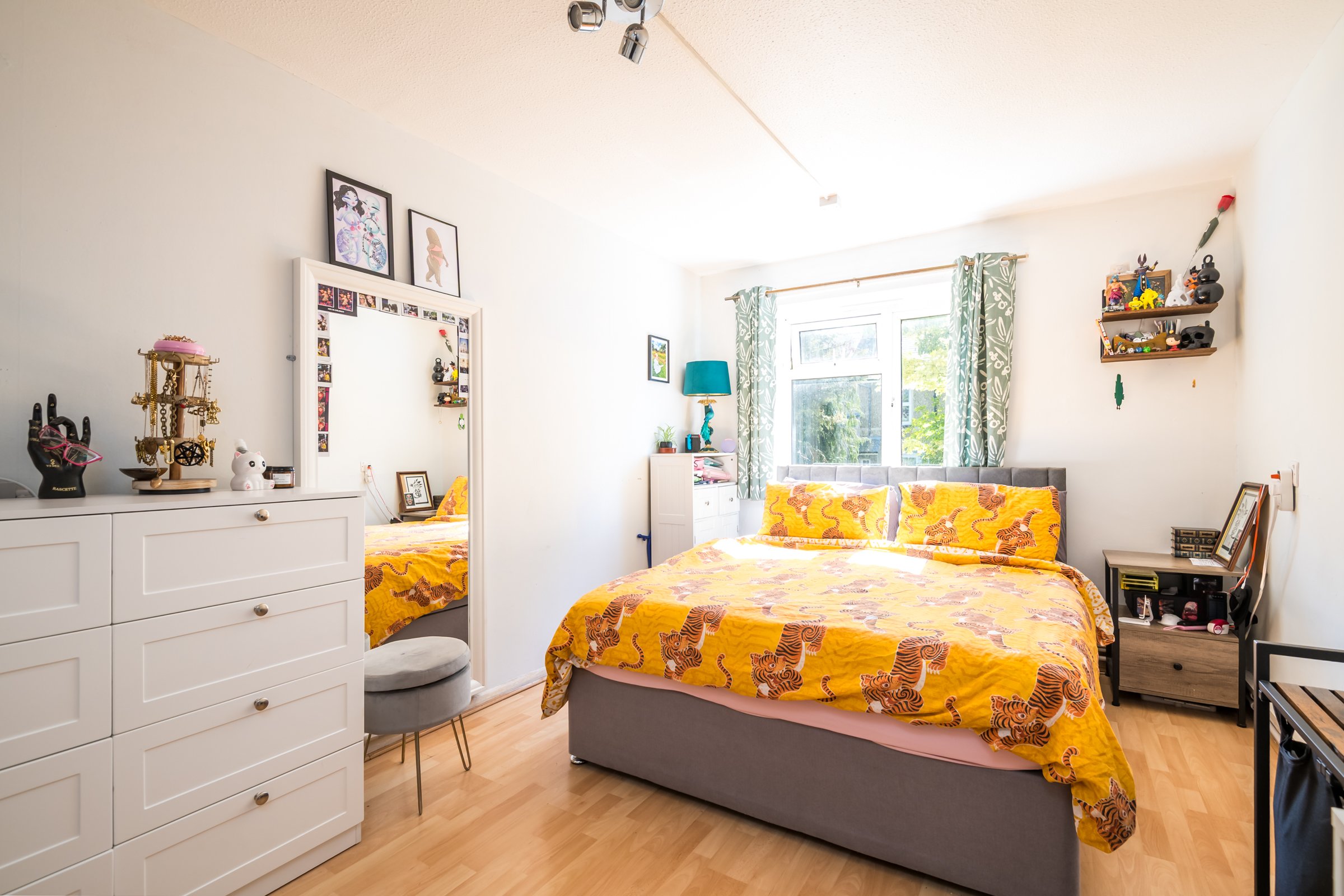 1 Claret Gardens-11.jpg