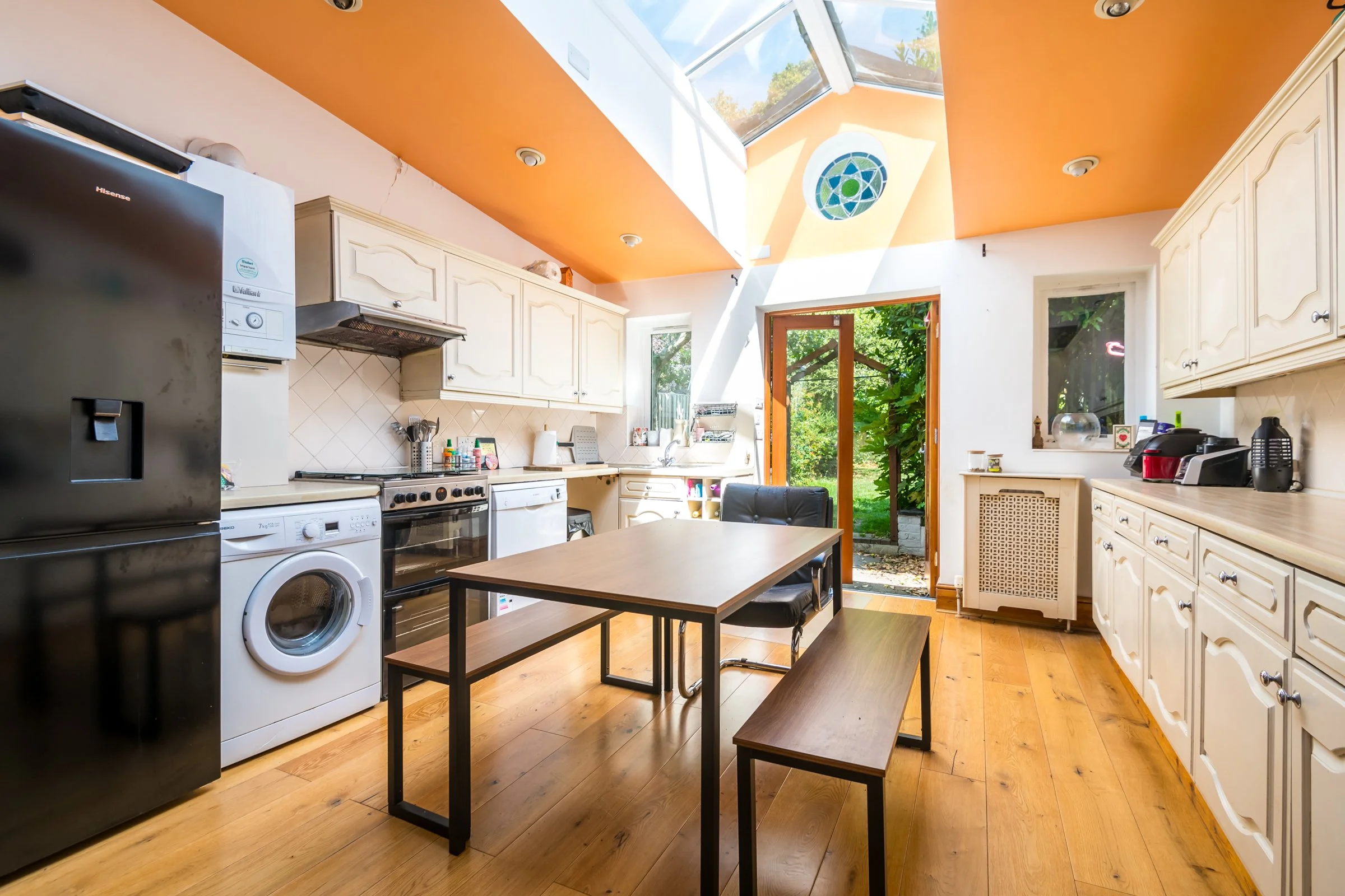 27a Fernwood Ave-11.jpg