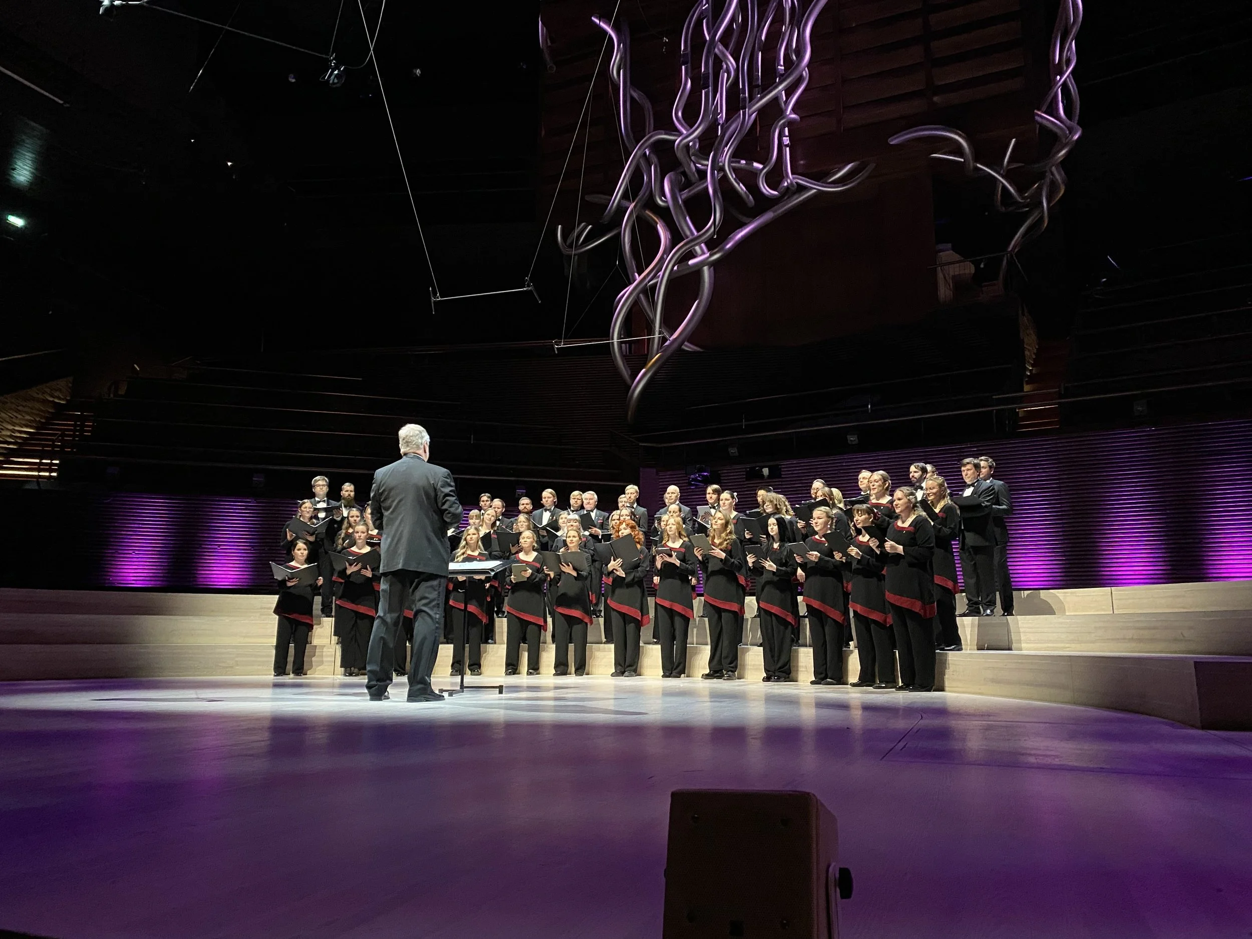 Veden sylistä -kantaesitys Musiikkitalossa 15.11.2025