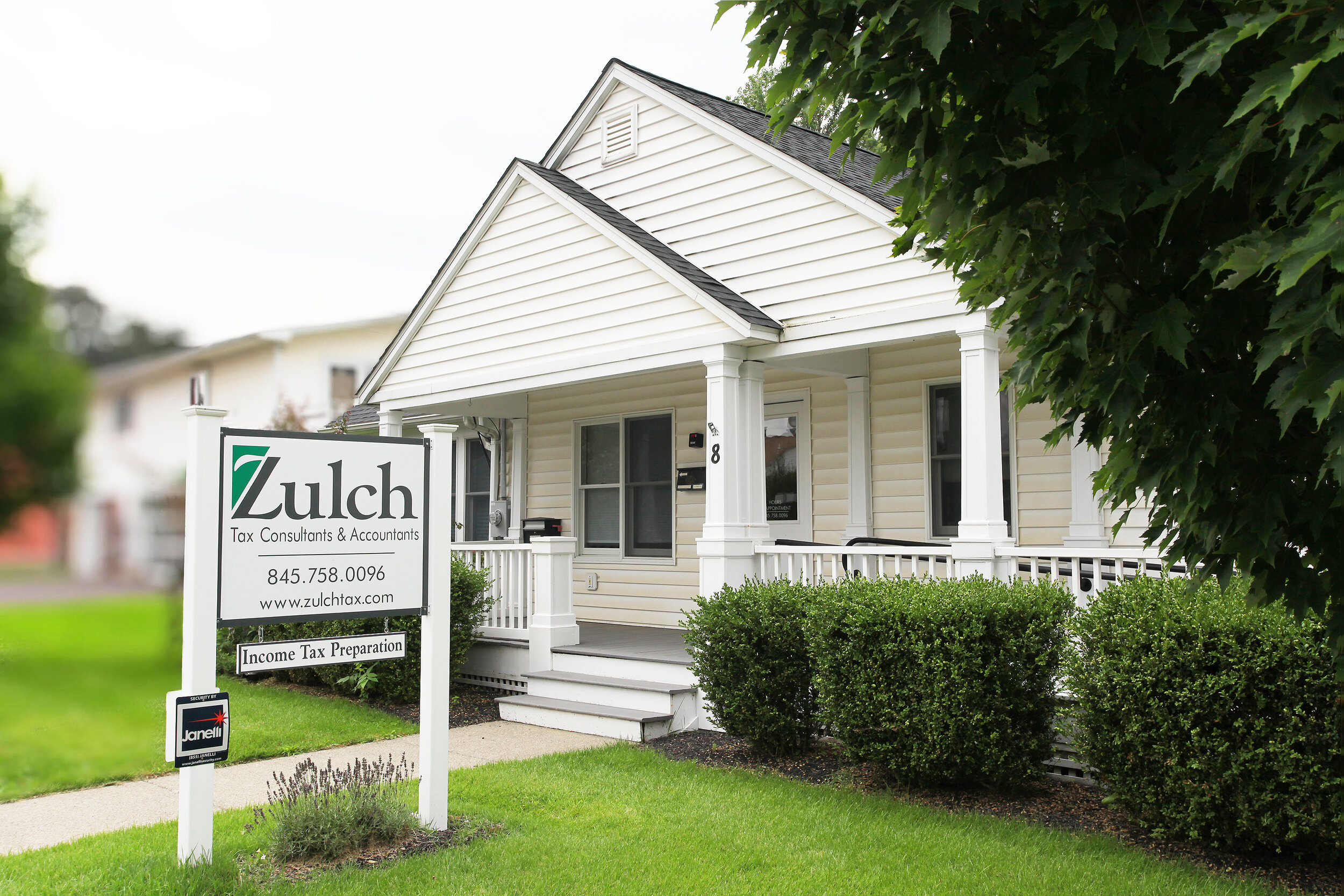 812 Zulch building .jpg