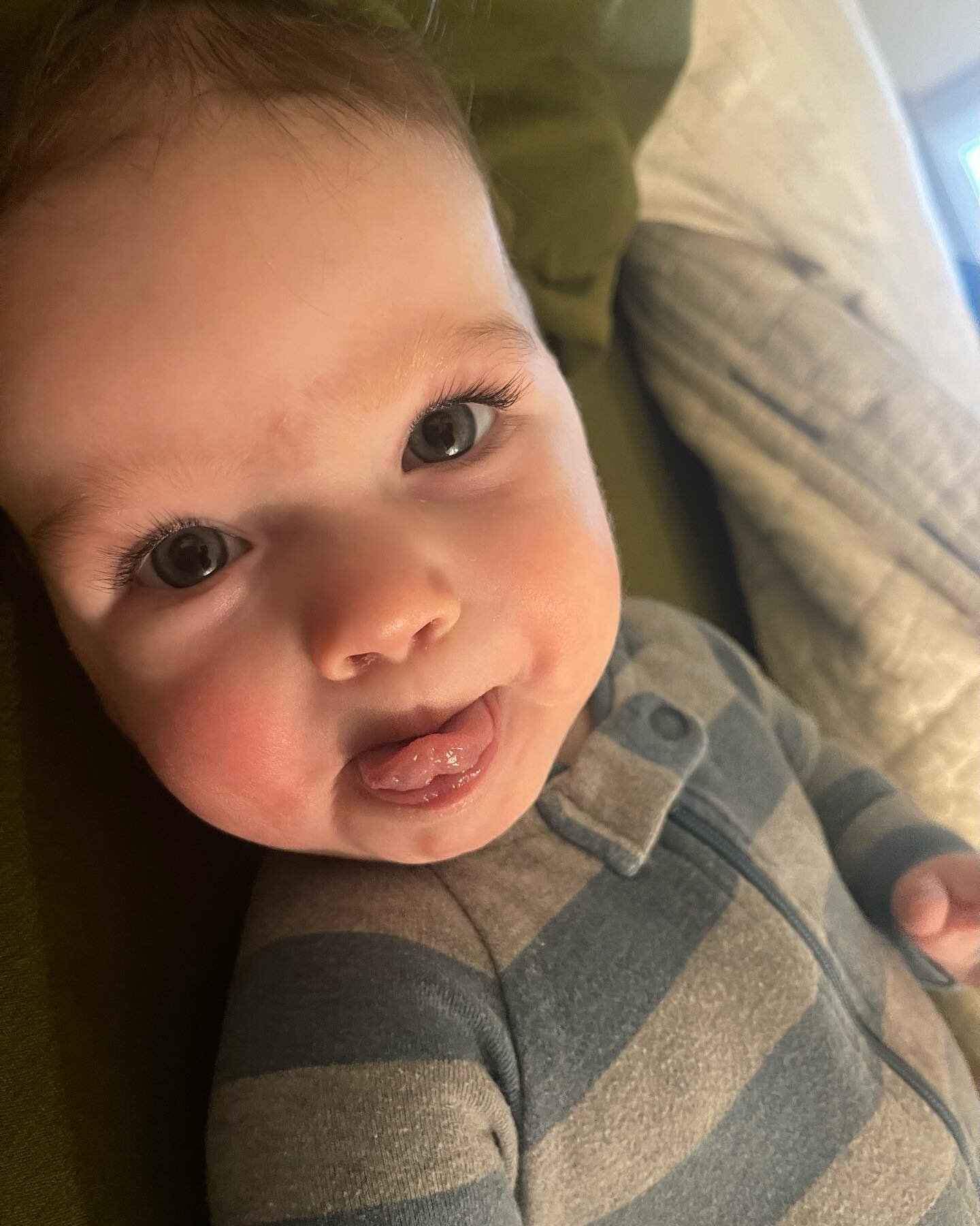 🤍 6 months of Henry 🤍 we blinked and six months flew by 🥹 our chill boy Henny starts school this week! he is the happiest, most easy going little guy you&rsquo;ll ever meet. (photo #2 says it all) His eyes are still blue, he&rsquo;s mesmerized by 