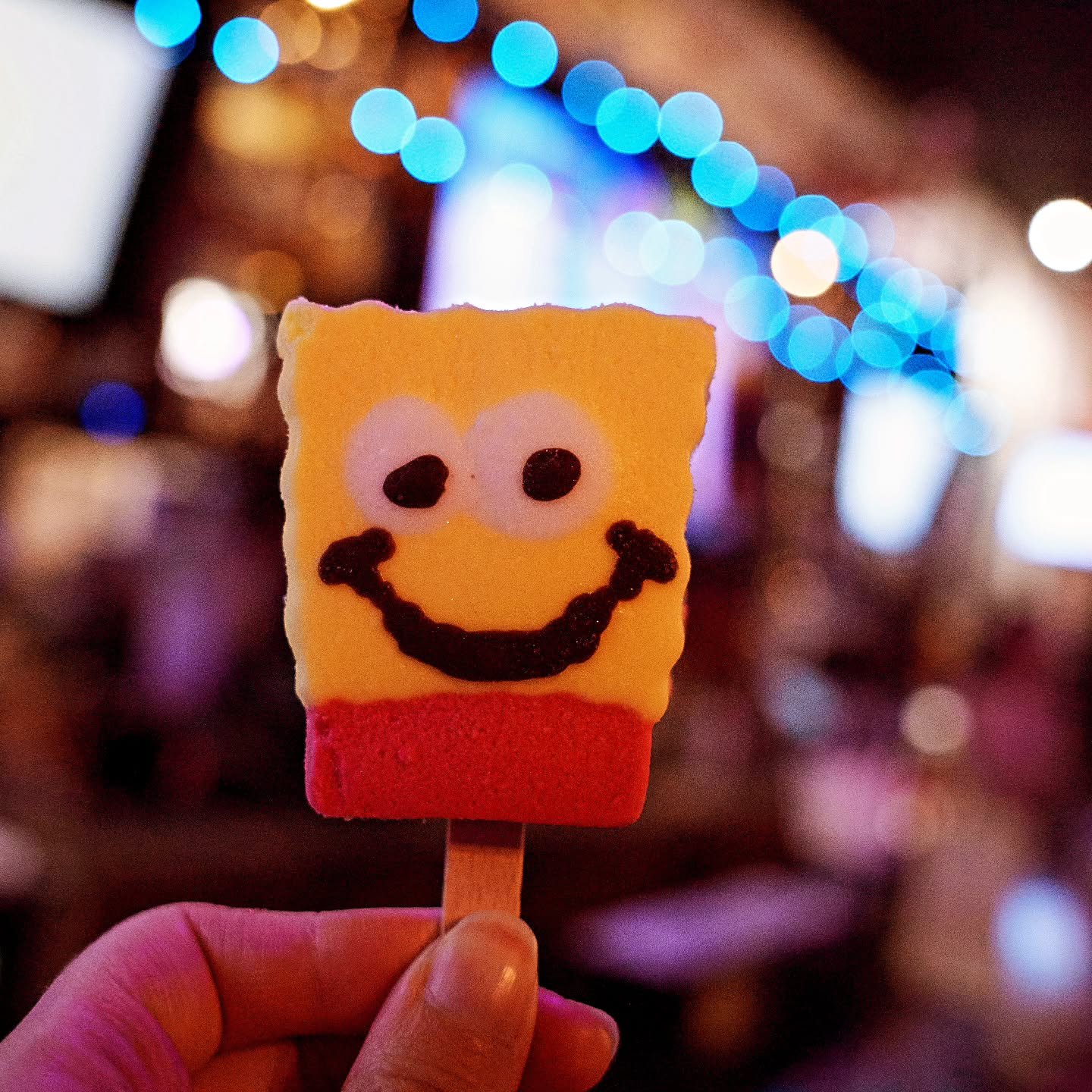 Need a reason to smile on this rainy Monday? We're helping you kick the doom and gloom today with 75&cent; wings, $3 margaritas and $3 off top-shelf whiskeys! Need a reason to smile for the rest of the week? Check out everything else coming up this w