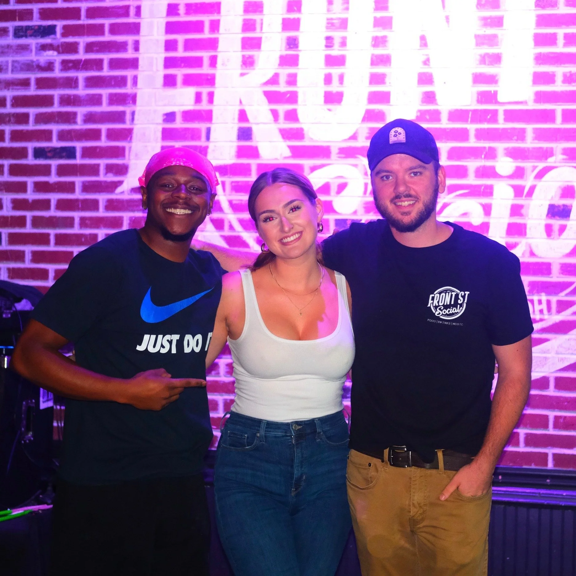 🎤 It&rsquo;s Thursday Night Karaoke at Front St!
DJ Dan is back on the mic from 8PM&ndash;Midnight, and we&rsquo;ve got all the drinks and wings to fuel your spotlight moment 🔥

🎱 Free Pool
🍗 Happy Hour Wings &mdash; just $1 until 7PM
🎤 Karaoke 