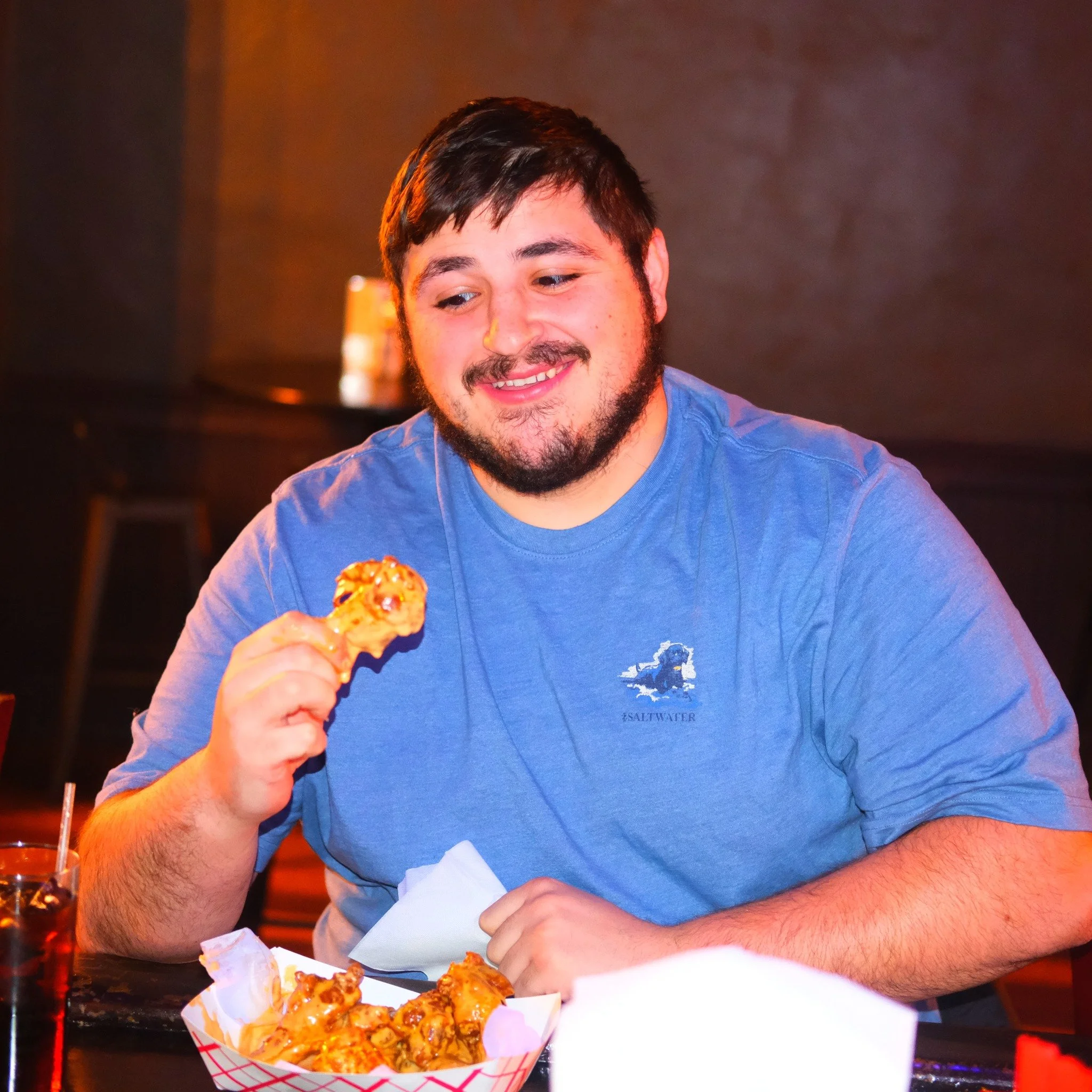 The weekend may be over, but the good vibes aren&rsquo;t.
Avri is behind the bar tonight making Mondays feel a lot less Monday. 😉🍹

And guess what? Thanksgiving week is officially here &mdash; so let&rsquo;s start it the right way&hellip; with drin