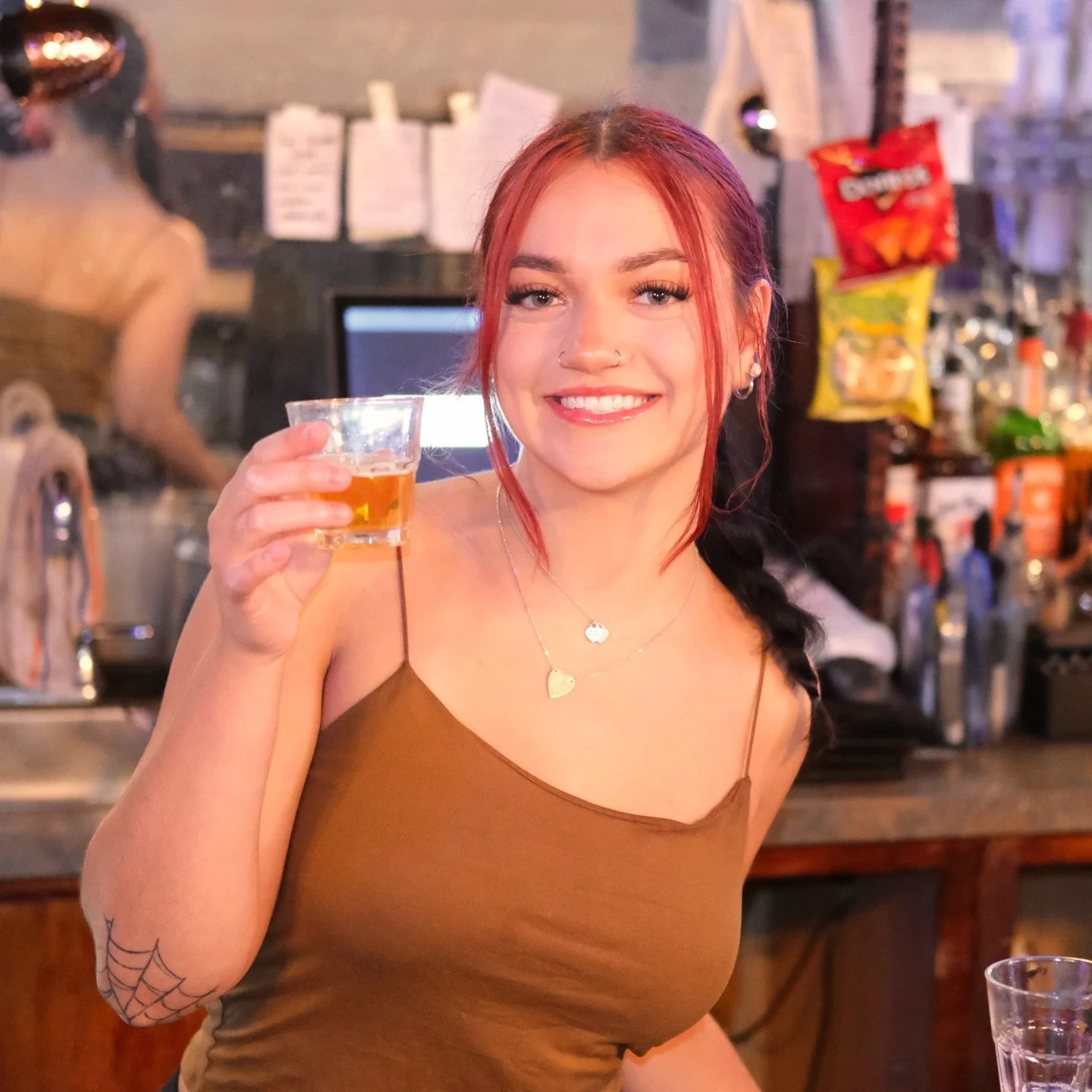Day before new years!!! You know what that means&hellip; 🥂 Come see the gorgeous miss Emma who is here to help you celebrate the upcoming holiday!! 🥰😈💛

🍔 $5 Burger + Fries
🥃 $3 OFF Top-Shelf Tequila (new Tuesday special! 👀)
☀️ $5 Sun Cruisers