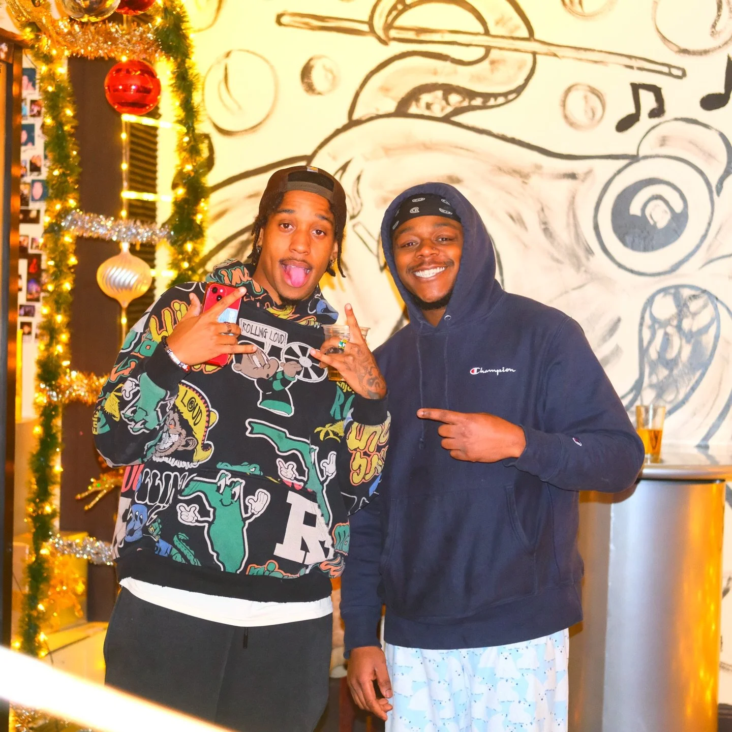 Emma is behind the bar tonight pouring for our industry crew and anyone who needs a midweek reset 🍻💛

Tonight&rsquo;s deals:
🥃 $3 OFF Top-Shelf Tequila
🍔 $5 Burger + Fries
💵 Industry Night 20% OFF (with proof)

Come hang ✨

📍 107 Front St, Bere