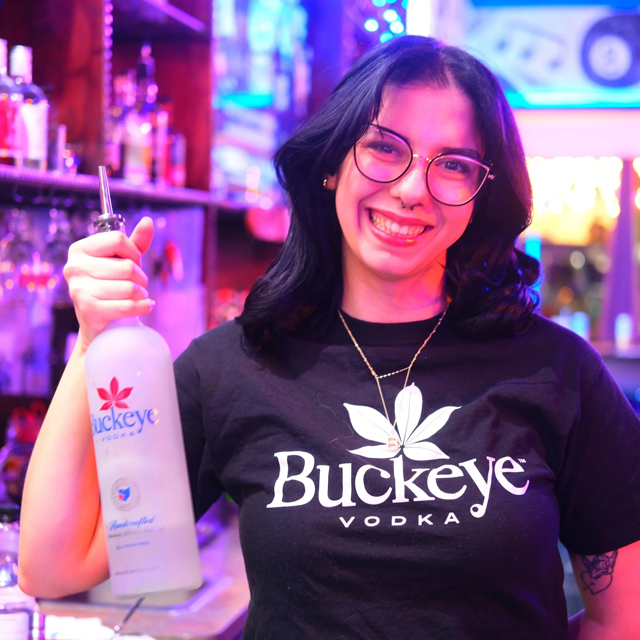 Your Friday night at Front St!! 🥰

🎶 Holly &amp; CJ Electric Duo 7&ndash;9PM

It&rsquo;s LADIES NIGHT 👯&zwj;♀️
🍷 $3 Wine Pours
🍹 $4 Vodka Crans
🍸 $5 Dirty Martinis
🍓 $5 Fruit Punch Martinis

Lynn &amp; Elissa behind the bar all night 🍻

Live 