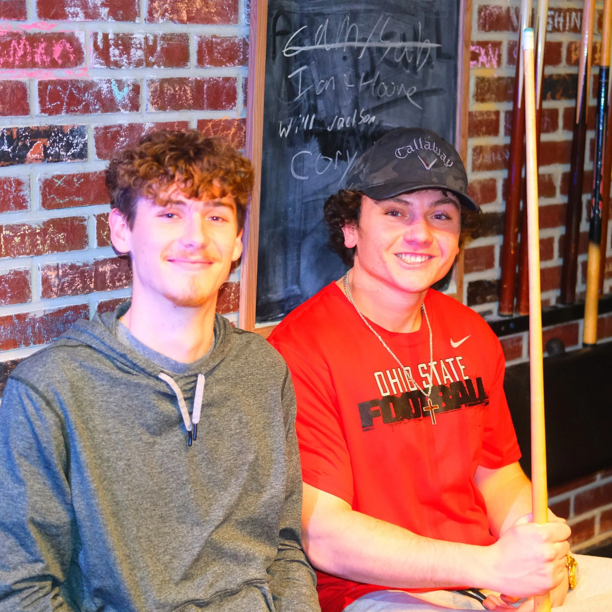 It's Saturday!!! Time to unwind after a long week 🔥🎤

- Karaoke with @djrob92 kicks off at 8PM
- Dance the night away at 11PM

Jeannie, Elissa, Mitch &amp; Zach behind the bar all night 🍻

Pick your song, grab a drink, and let&rsquo;s hear it.
See