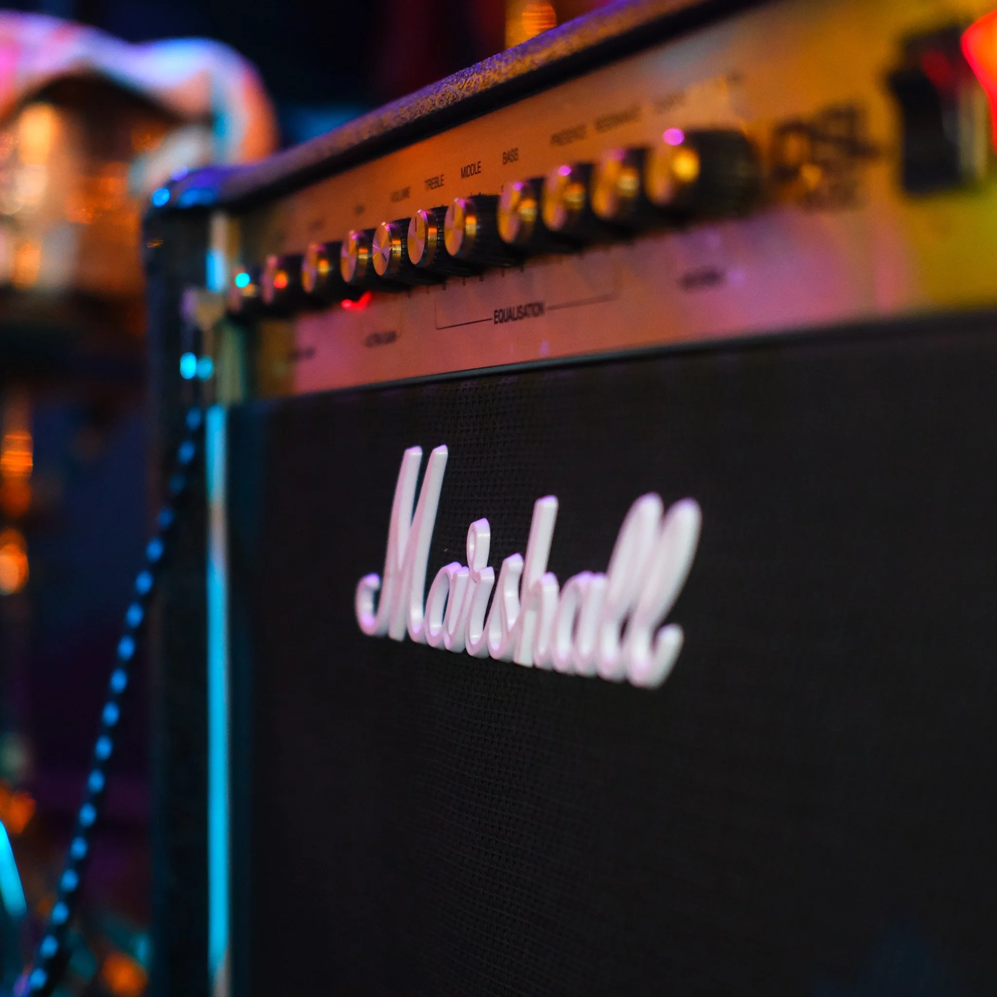 Midweek reset starts here 😌
🎶 Open Mic Night
Sign ups 7:30PM | Show 8PM

Taco Week Specials:
🌮 Hot Honey Chicken Taco &ndash; 2 for $10
🌮 Basic Beef Taco &ndash; 2 for $10

Jeannie behind bar!
Good music, good food, good vibes. 🖤
#ClevelandOhio 