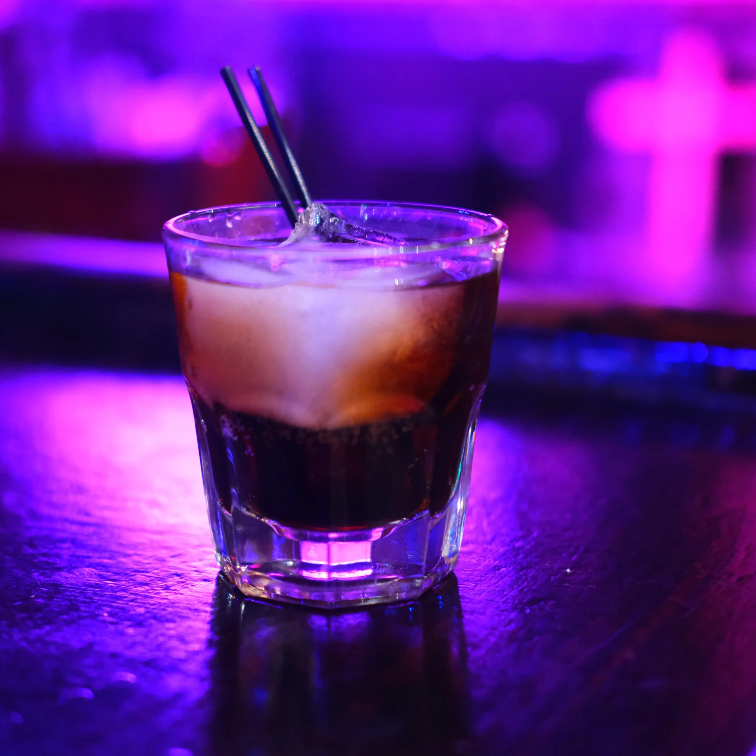 Weekend mode: activated 😌

LIVE MUSIC: Jon Garey | 7&ndash;9 PM

It&rsquo;s LADIES NIGHT 👯&zwj;♀️
🍷 $3 Wine Pours
🍹 $4 Vodka Crans
🍸 $5 Dirty Martinis
🍓 $5 Fruit Punch Martinis

Good drinks, good people, and Friday night energy all around 🍻

G