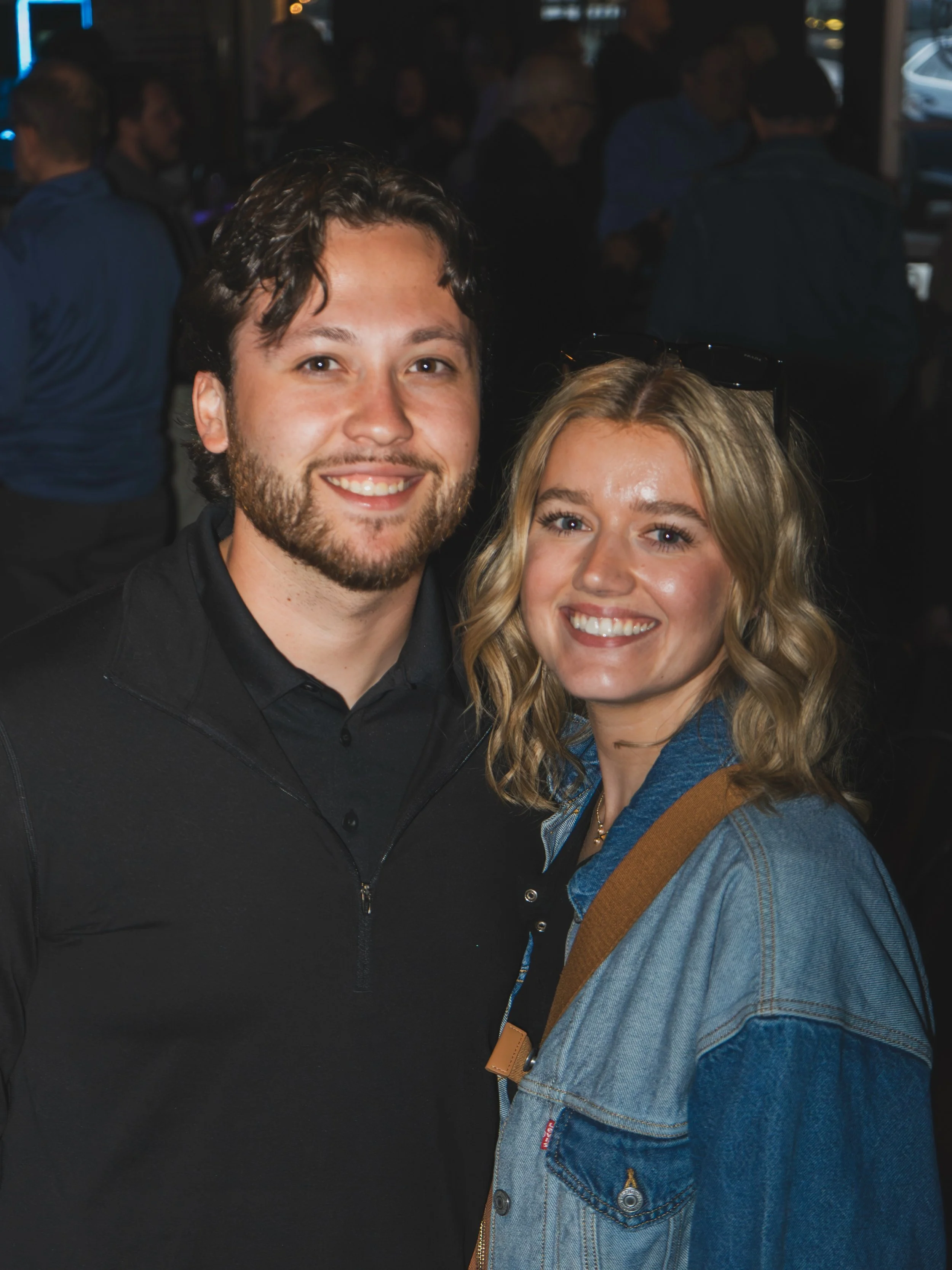 Happy Sunday! 🖤

We&rsquo;re closed today, but here&rsquo;s what&rsquo;s coming up this week 👇

🍗 Monday &ndash; 75 Cent Wing Night + $5 pitcher 
🎤 Tuesday &ndash; $3 off top shelf tequila + $5 burger with fries
🎶 Wednesday &ndash; Open Mic Nigh
