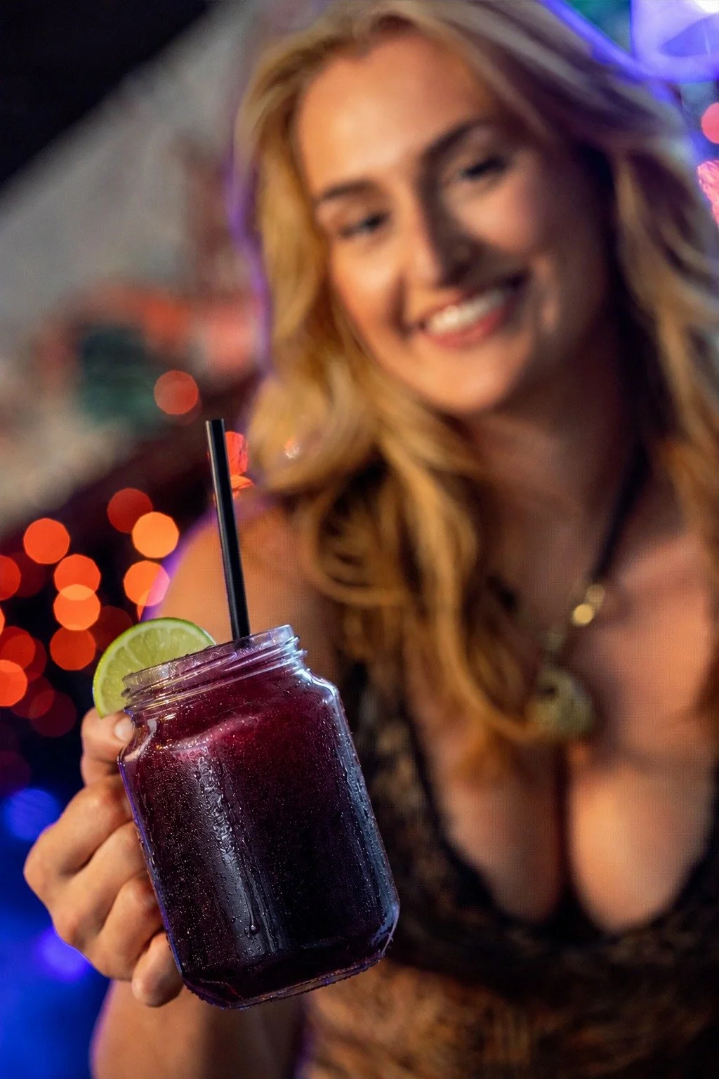Come try our new cocktails!! 😋🍹 $2 off our new cocktails during happy hour (5PM - 7PM) 😉

🎤 DJ Rob Karaoke kicks off at 8PM
Grab a drink, grab the mic, and start the weekend a little early 😌
#KaraokeCleveland #ClevelandOhio #ClevelandBars #CLE #