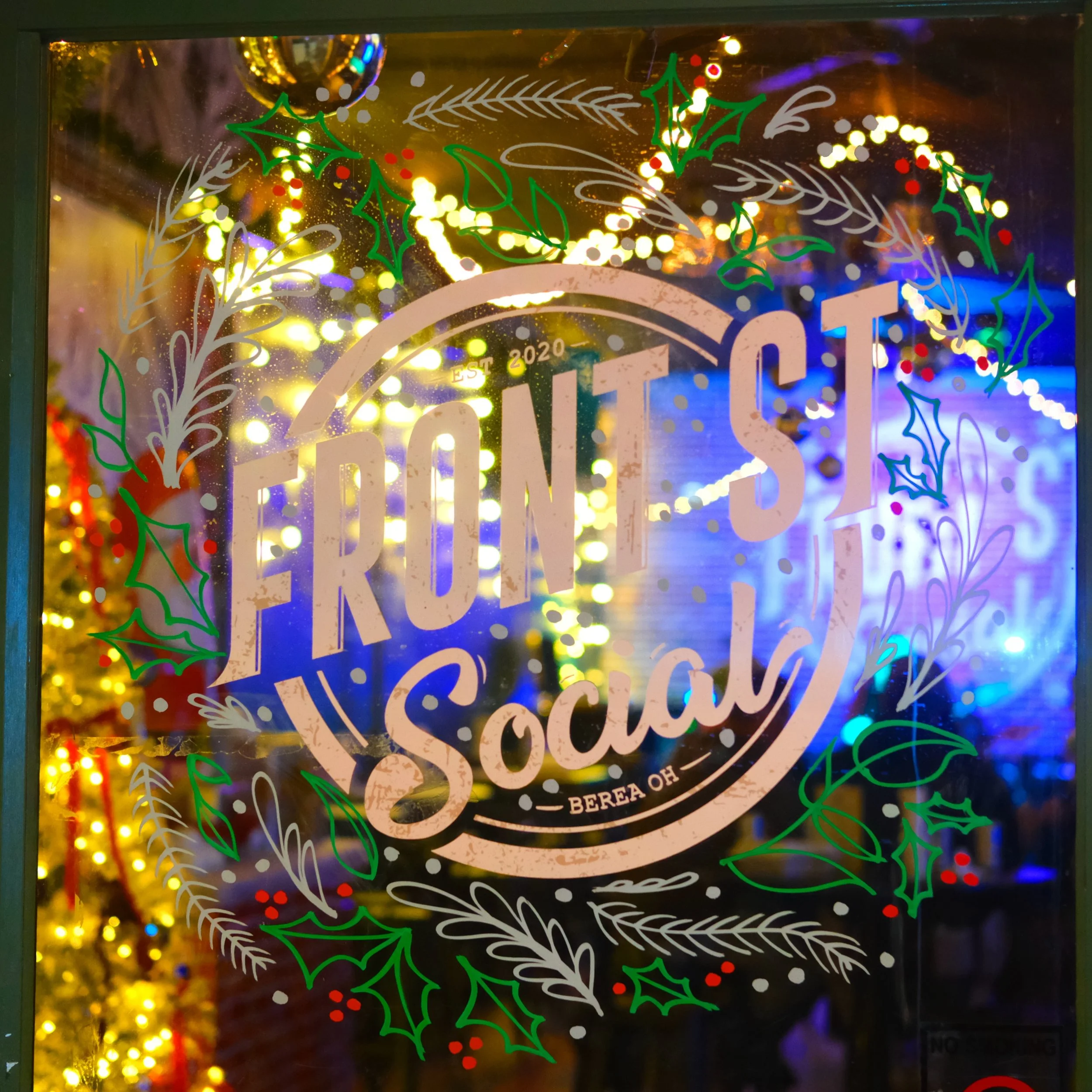 🎄🎅 It&rsquo;s finally here&hellip; Christmas in July! 🎅🎄 Who says you have to wait until December to celebrate? We&rsquo;ve got everything you need for a holly jolly Saturday night! 🎁🍻

🍸 Christmas-themed cocktails
🍺 Christmas beer specials
?
