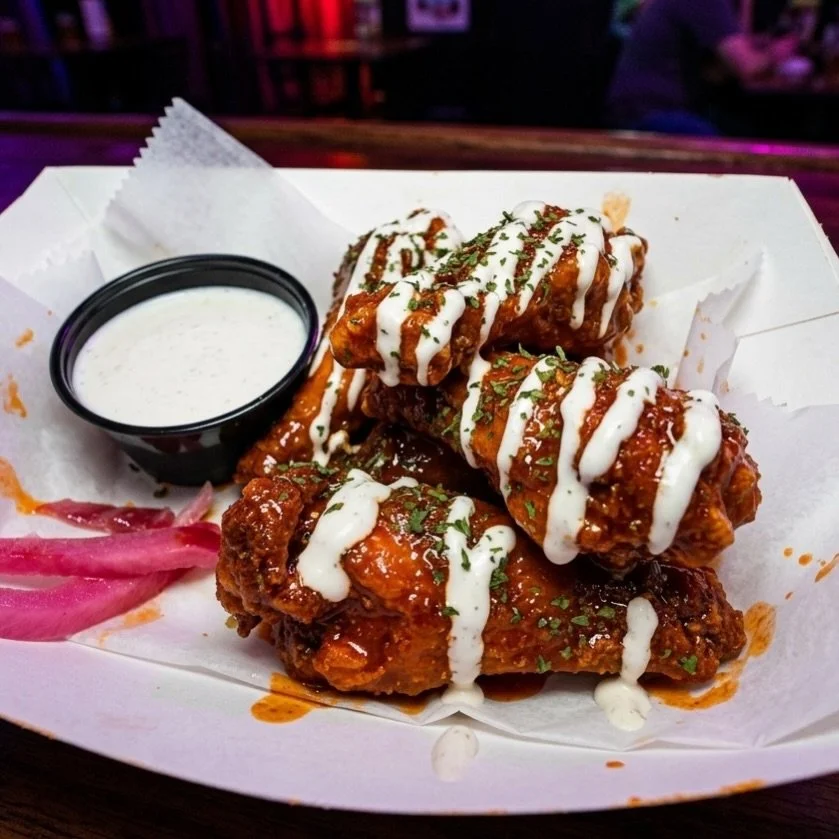It&rsquo;s Wing Night on Front St! 🍗🍻

Come grab your 75&cent; wings &mdash; bone-in or boneless &mdash; and wash them down with $5 beer pitchers and $4 margaritas all night long! 🍺🍹

Avri is behind the bar and ready to serve up good drinks and a