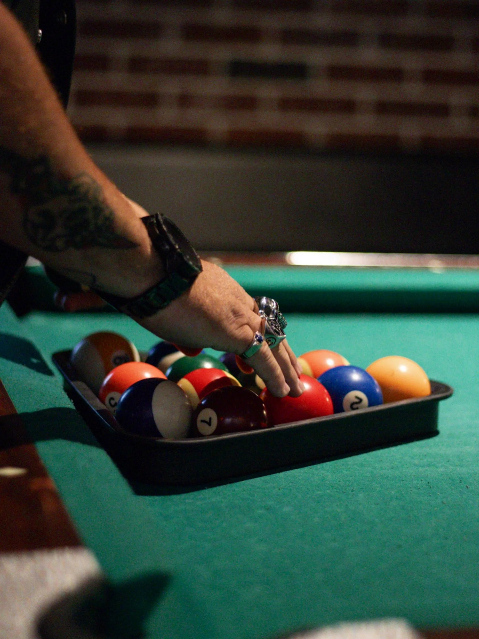 Saturday night at Front St Social! 🍺🍸 Join us for Social Hour from 5&ndash;7 PM with discounted drinks and food, then stick around for cold drinks, free pool, and late-night fun. 

We&rsquo;re open from 5 PM&ndash;2 AM&hellip; see you at 107 Front 