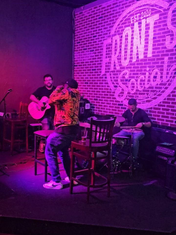 Wednesday is here and that means Open Mic and Whiskey Wednesday at Front St Social! Come in tonight for 3+ hours of live music and $3 off all topshelf whiskey pours! You can also get a $15 Blanton's Old Fashioned or Manhattan on special!

If you're a