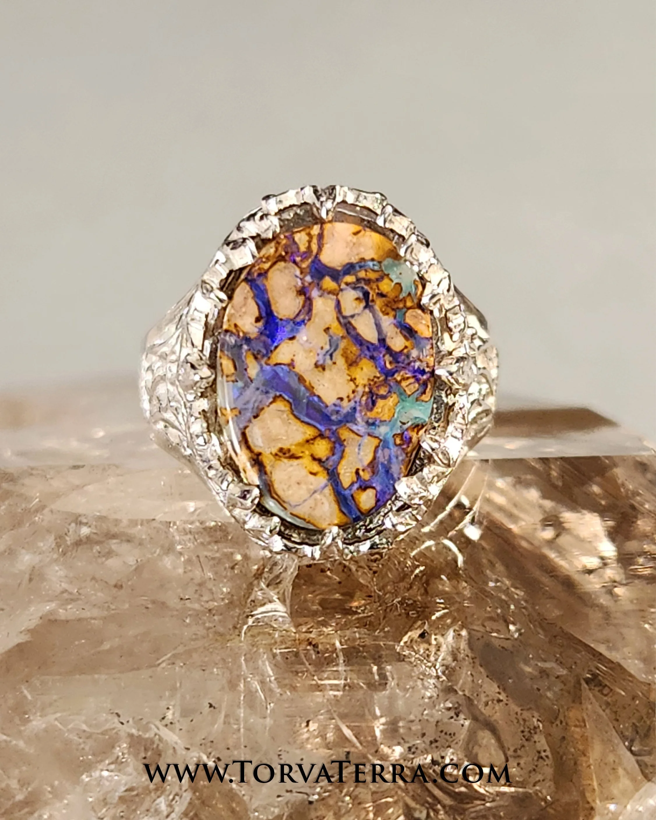 Sylvan Crown Ring 1_0006_Background copy2.jpg