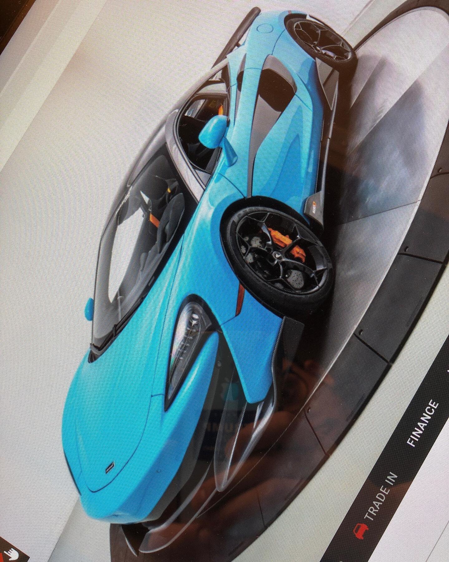 That smile on your face when your good client says &ldquo; I think you will appreciate what I am getting&rdquo; and sends you this photo. The more 600LTs the better🤙🏻 #synergyautolab #yeahbuddy #mclaren600lt #thatcolor @mclaren