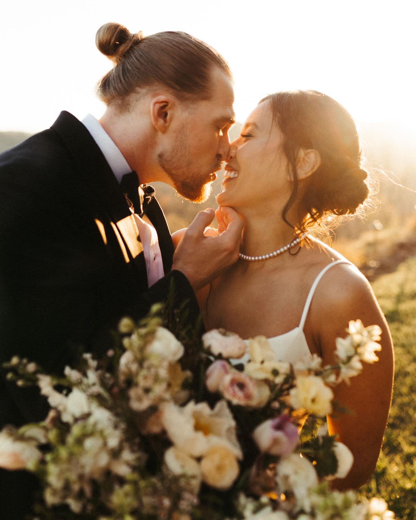 Sandia and Patric started off their wedding day with a snowy adventure session in the blue ridge mountains, and they ended their special day with a golden hour ceremony with their sweet family. 

What a magical day spent with these amazing humans. 

