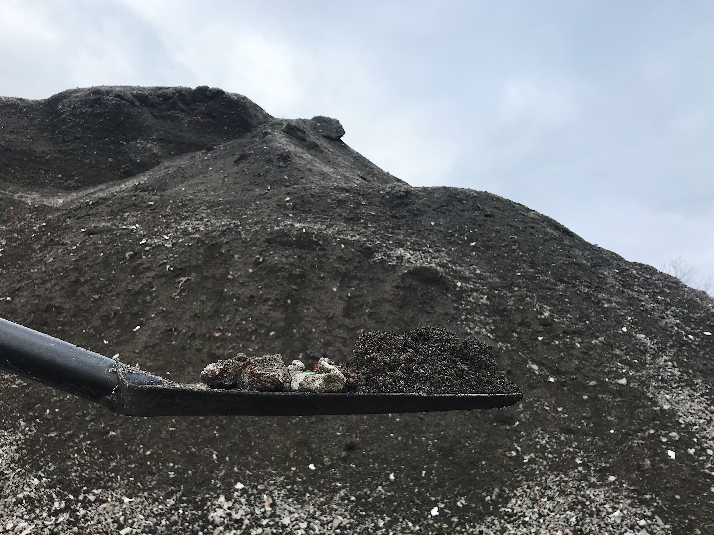   Materials for the Wasteland sculptures are mined from the piles of toxic ashes and waste. Photo: Annelie Grimwade Olofsson  