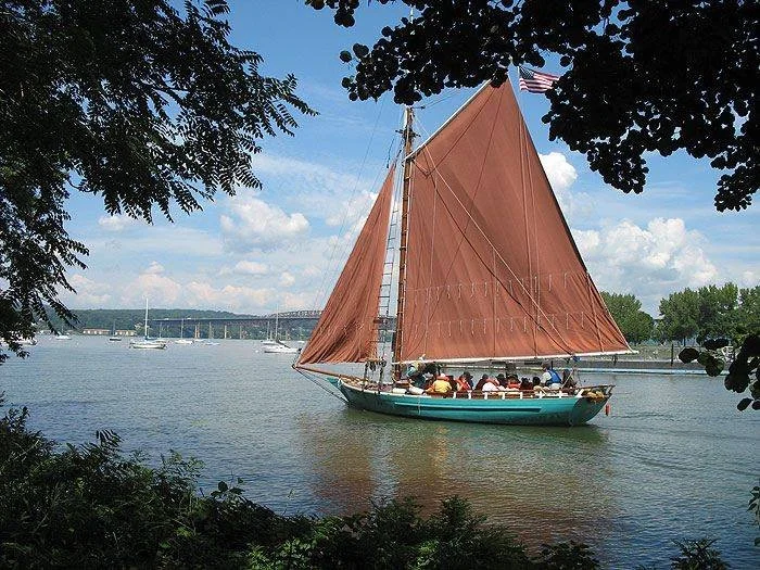 Hudson River Sloops &amp; the Beacon Sloop Club