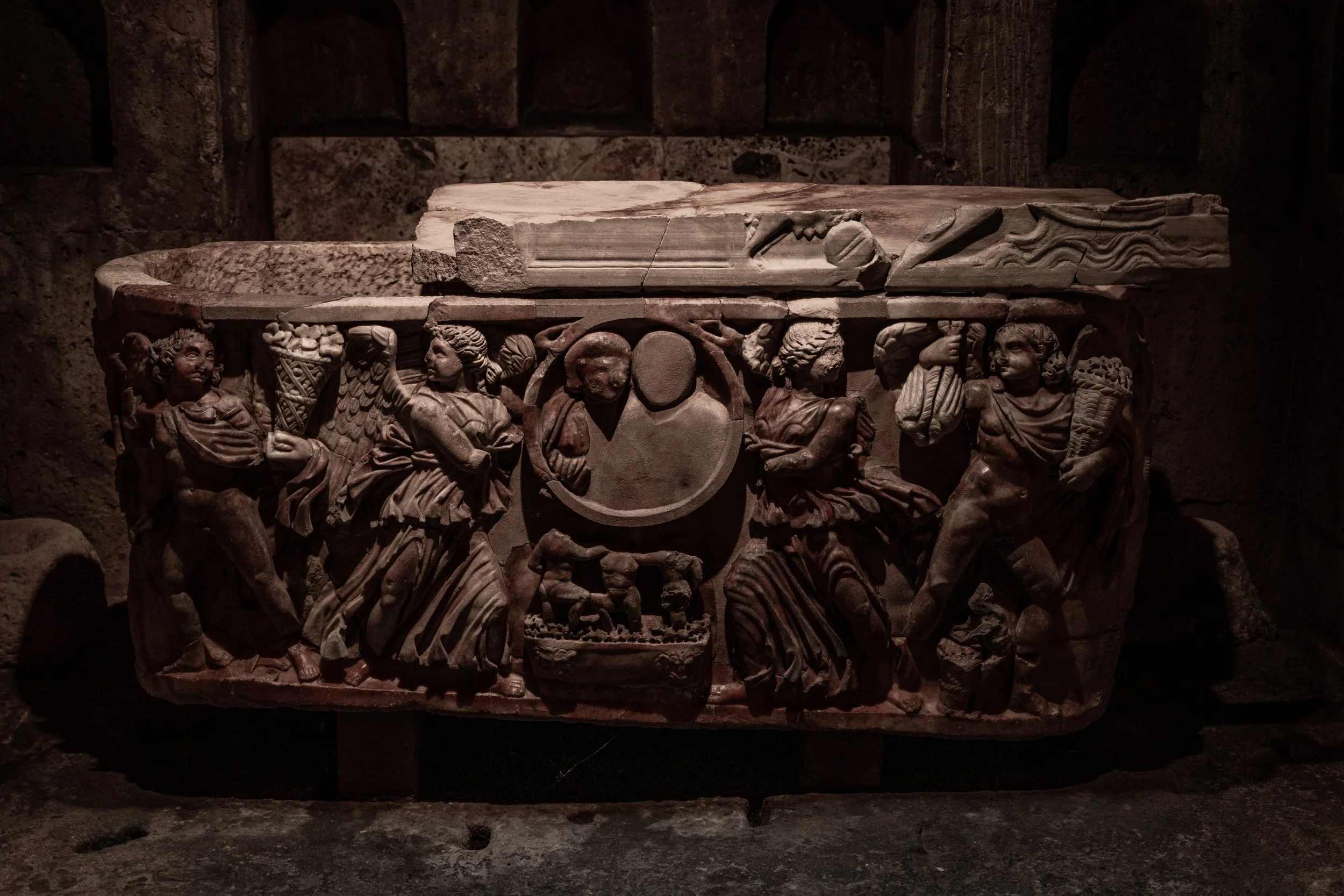 Roman Tomb Köln-Weiden  - cover 2.jpg