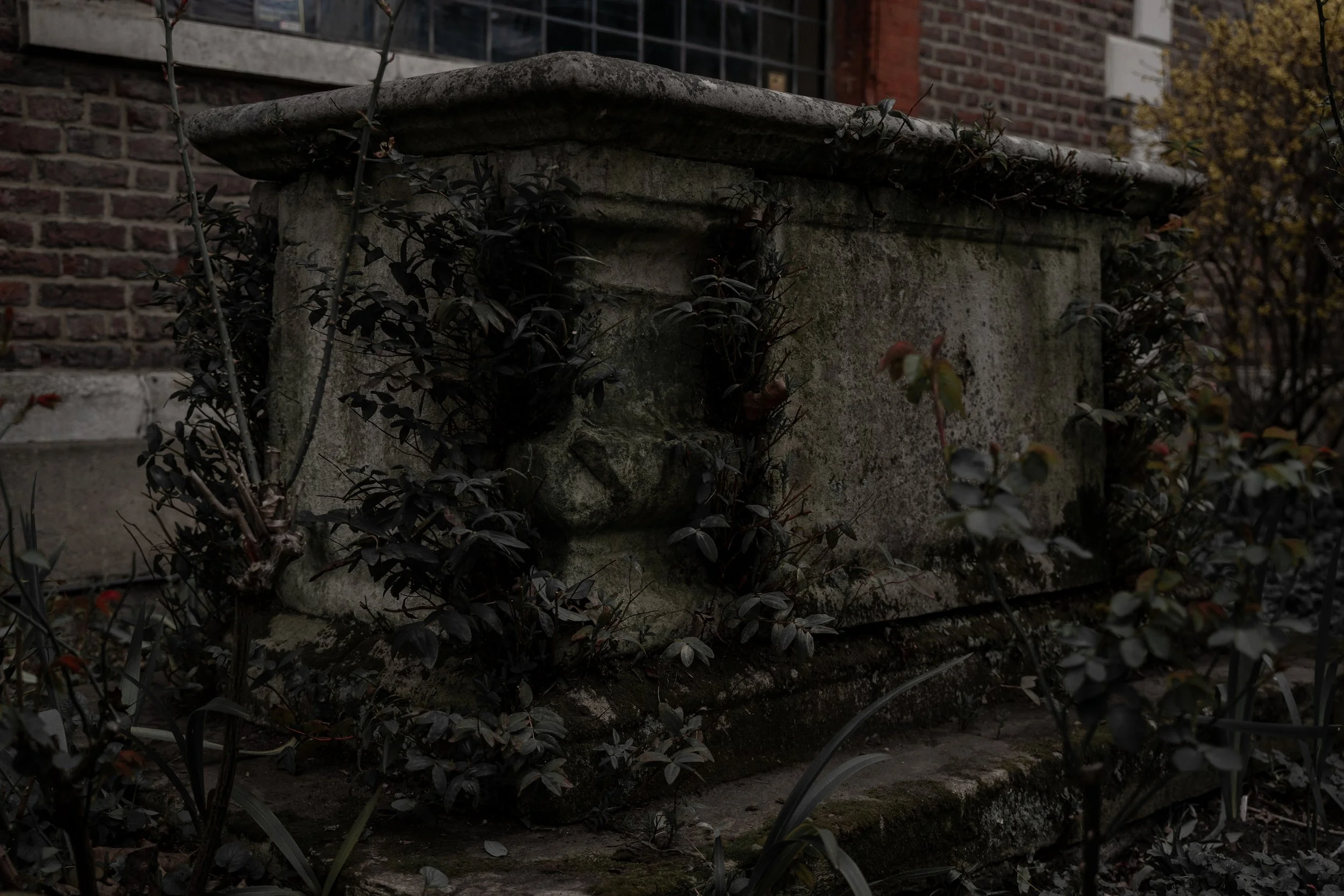 St Nicholas Church Deptford 5.jpg