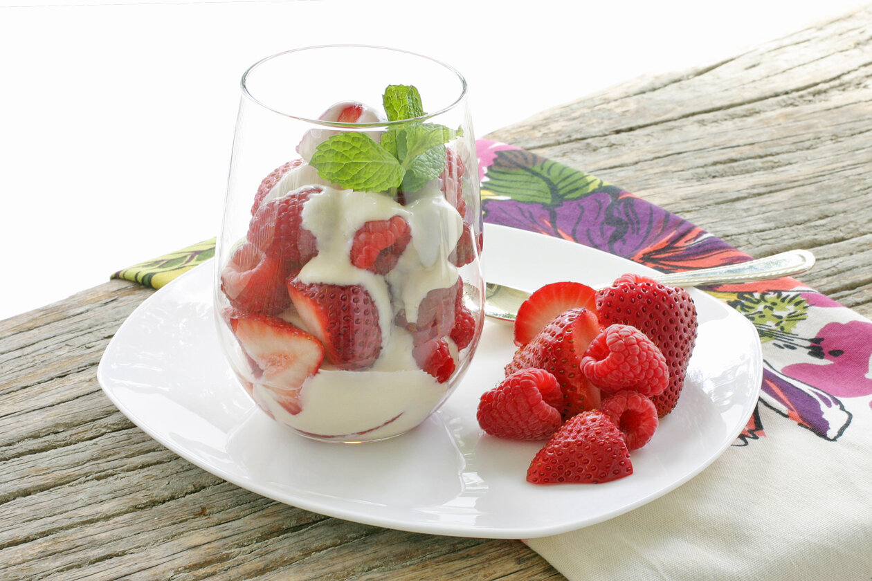 vanilla-vegan-strawberry-parfait-gluten-free_1.jpg