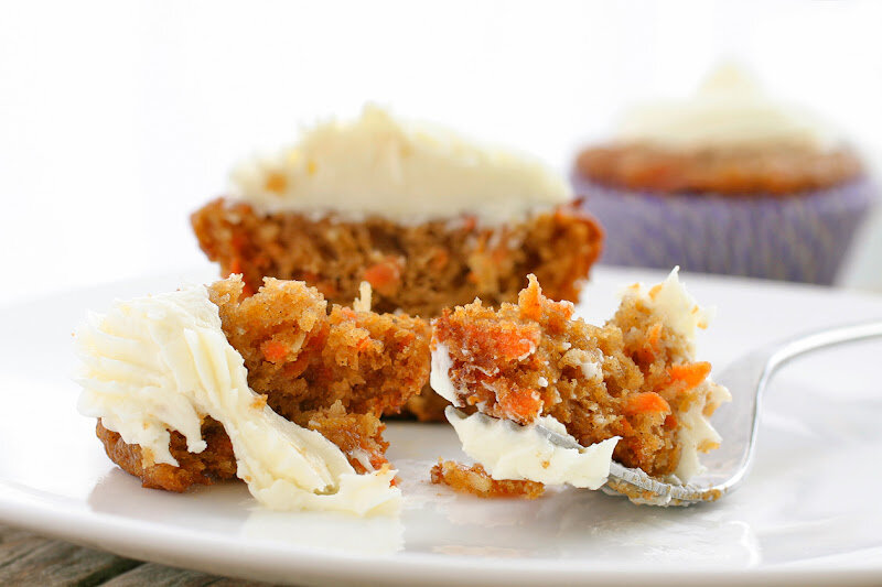 carrot-cake-cupcakes-gluten-free-dairy-free-vegan-cream-cheese_1.jpg
