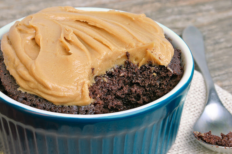 gluten-free-chocolate-microwave-cake-peanut-butter-frosting.jpg