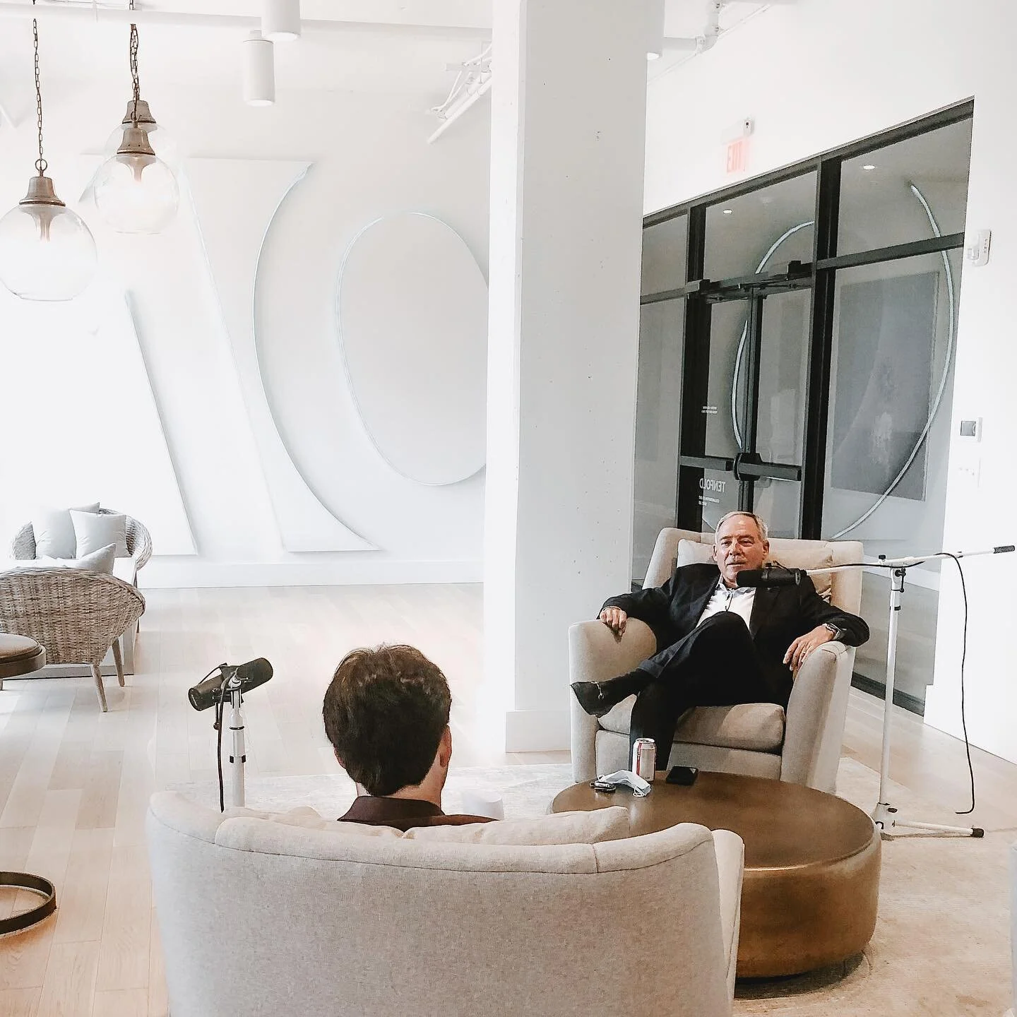 #CBUSspeaks Spotlight ✨ Episode 04 of our podcast features Bobby Schottenstein and his inspiring words about #Columbus and its future leaders. Is that you?? 💭
Now streaming on your favorite podcast platform 🎙👂✨