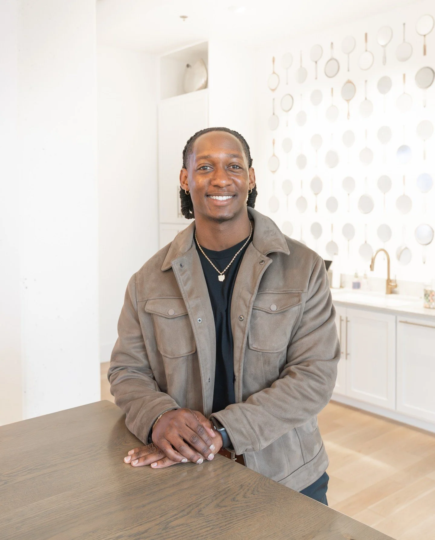 Meet the newest member of #teamTENFOLD, Dorrian Moultrie! ✨

Dorrian joins the team as our Omnichannel Producer, helping extend the life of brand experiences beyond the four walls. From social storytelling to curated events and strategic partnerships