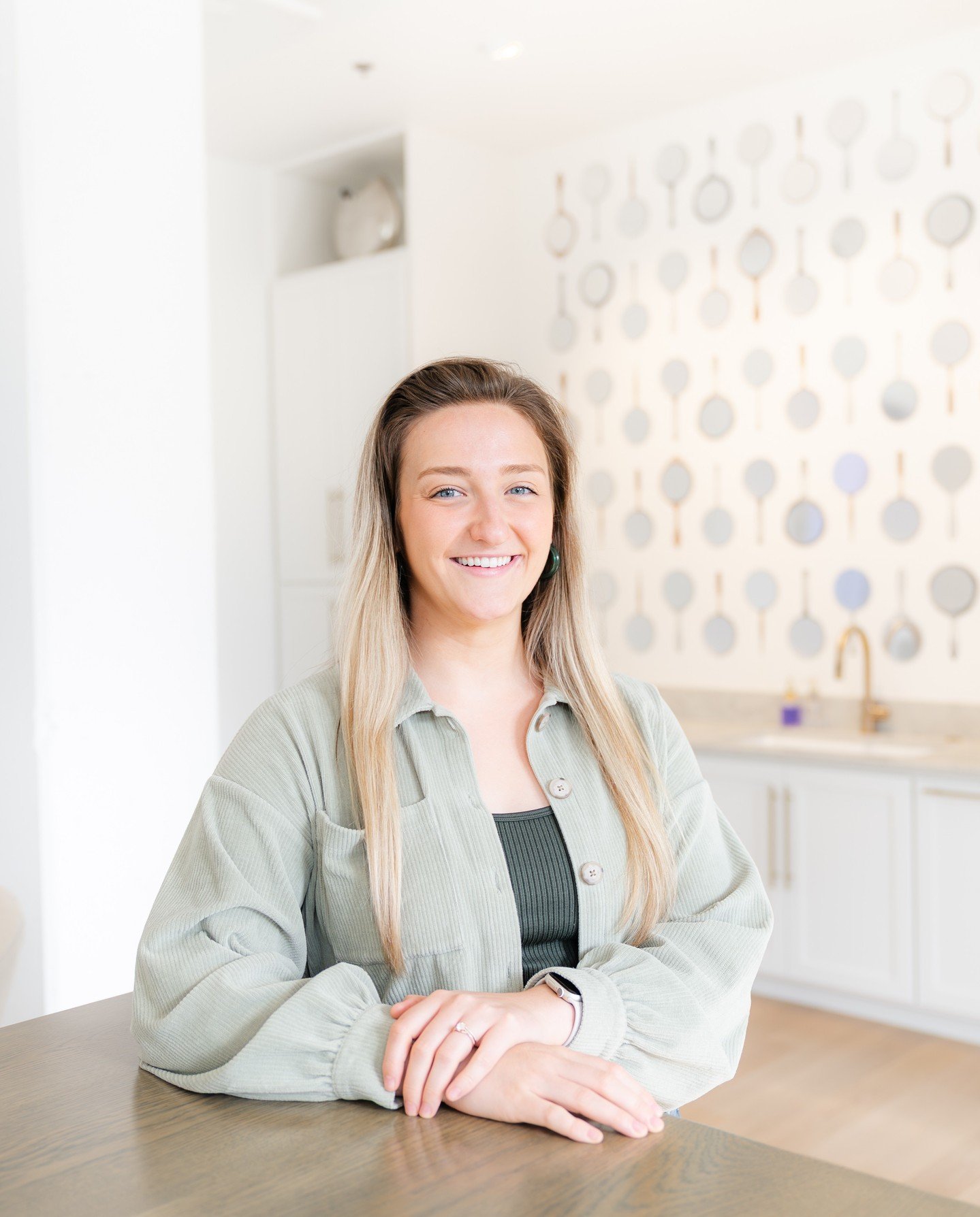 Say hello to the newest member of #teamTENFOLD &mdash; Gabby Fugger! 👋 She&rsquo;s joining us as a Senior Designer with a gift for bringing brands to life in three dimensions. We&rsquo;re so glad she&rsquo;s here! ✨

#teamTENFOLD #EnvironmentalBrand