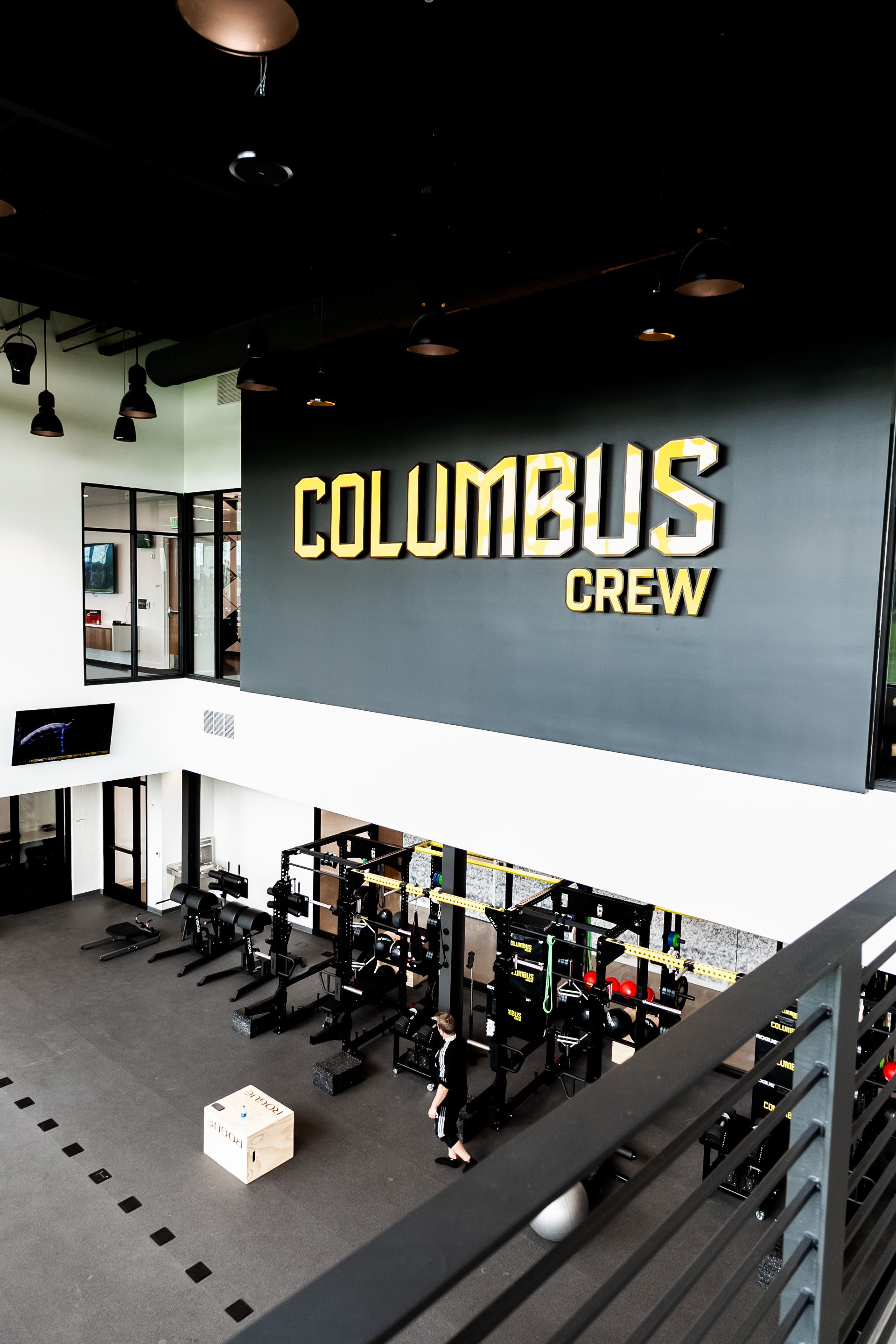 TENFOLD - CREW - PERFORMANCE CENTER-17.jpg