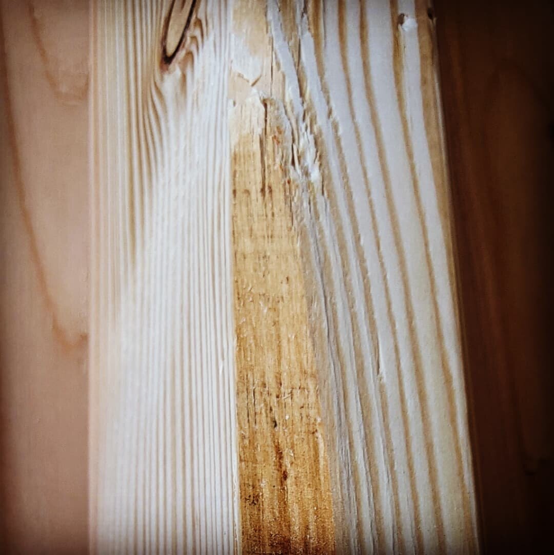 I bought lumber a few days ago for a home project. At first I was trying to find perfect lumber, but then I decided to embrace the imperfections. This piece will be a porch roof rafter and I plan on keeping it visible even after installation - there'