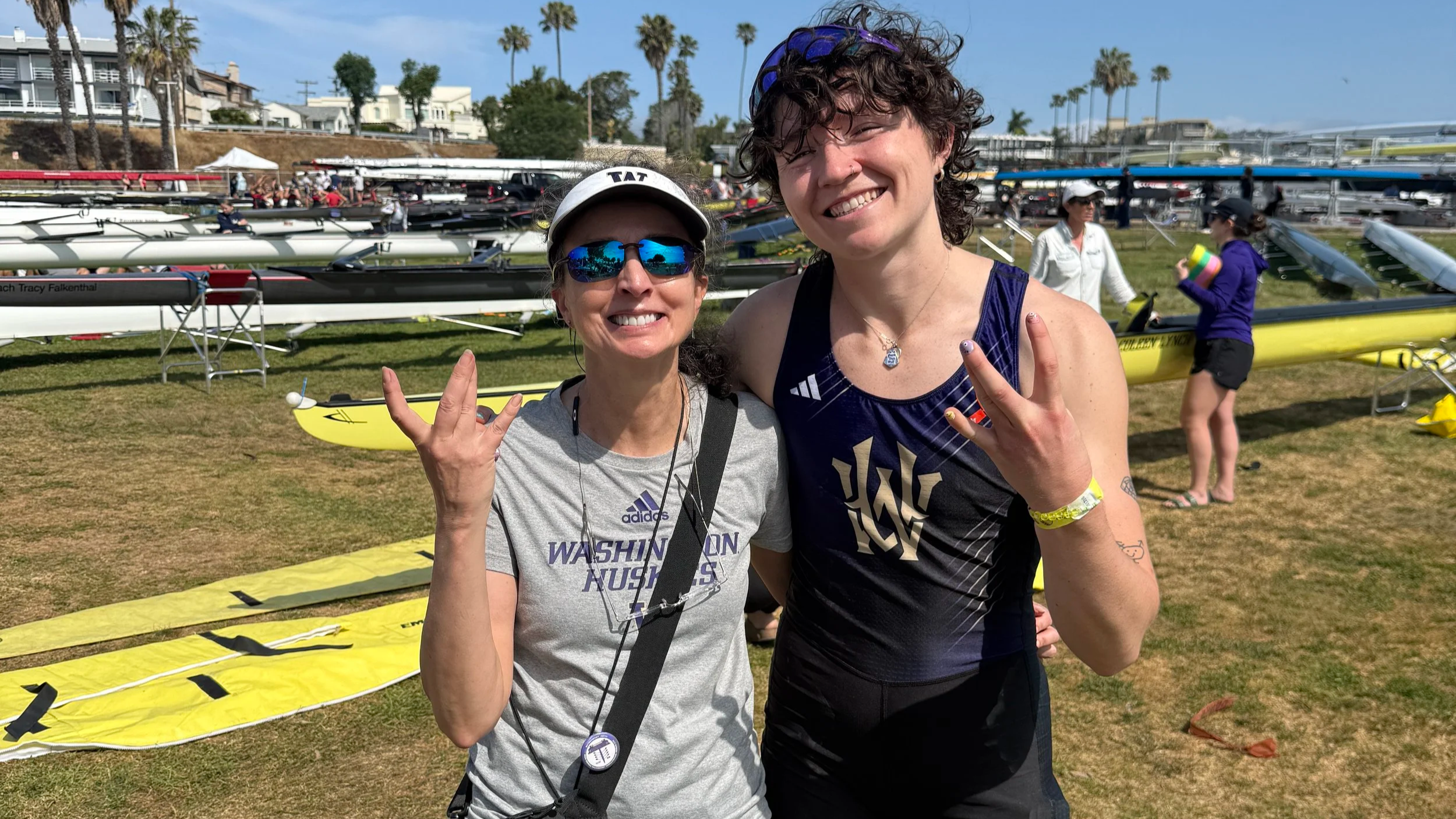  Coach Yaz Farooq, with UW class of 2026 women’s program member Cillian Mullen. 
