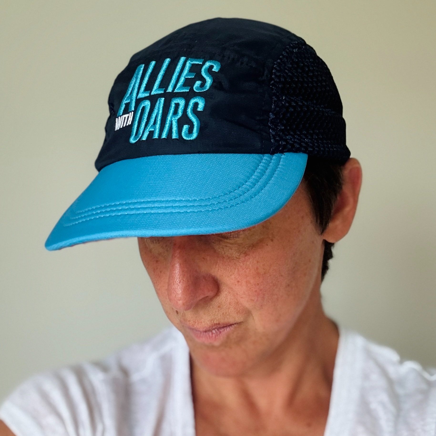 alies_hat2025.jpg