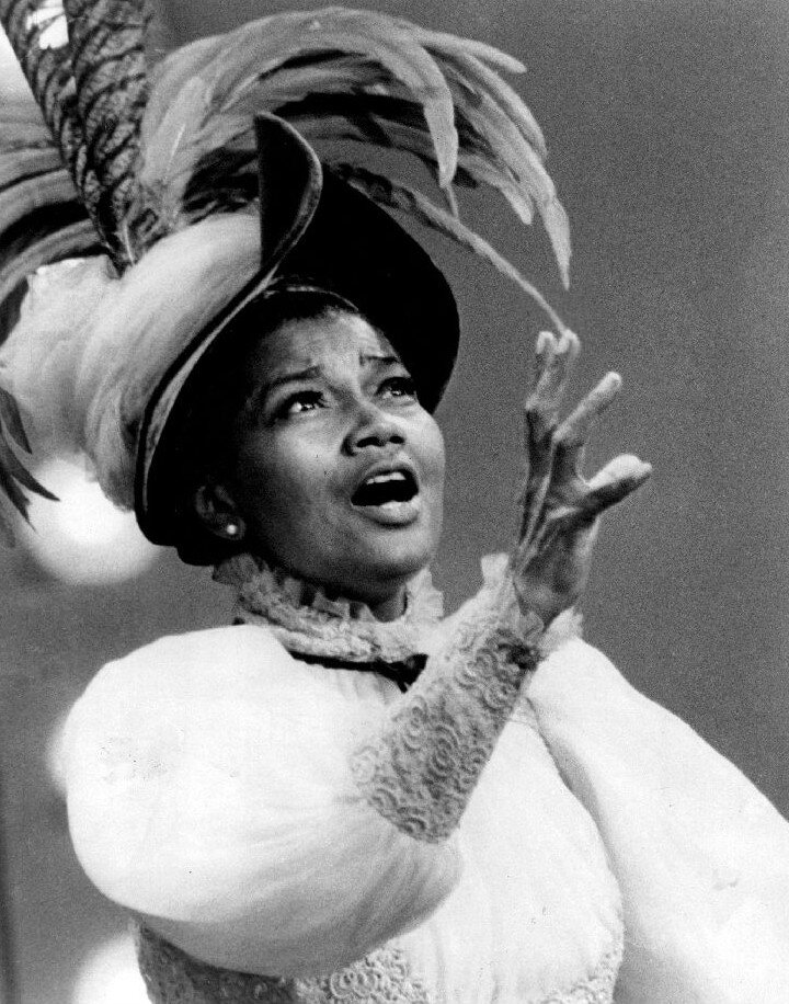Pearl_Bailey_Ed_Sullivan_Show_1968.jpeg