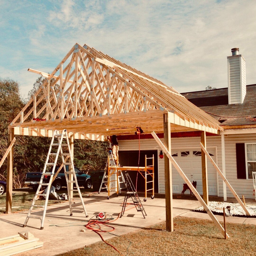 &quot;Top 20 Home Addition Ideas, Plus Costs and ROI Details in 2021&quot; from RemodelingCosts.org linked in my bio for your Sunday daydreaming pleasure 😉
.
.
.
#YoureWelcome #Seattle #realestate #homeimprovement #homerepair #remodeling #ROI #DIY #