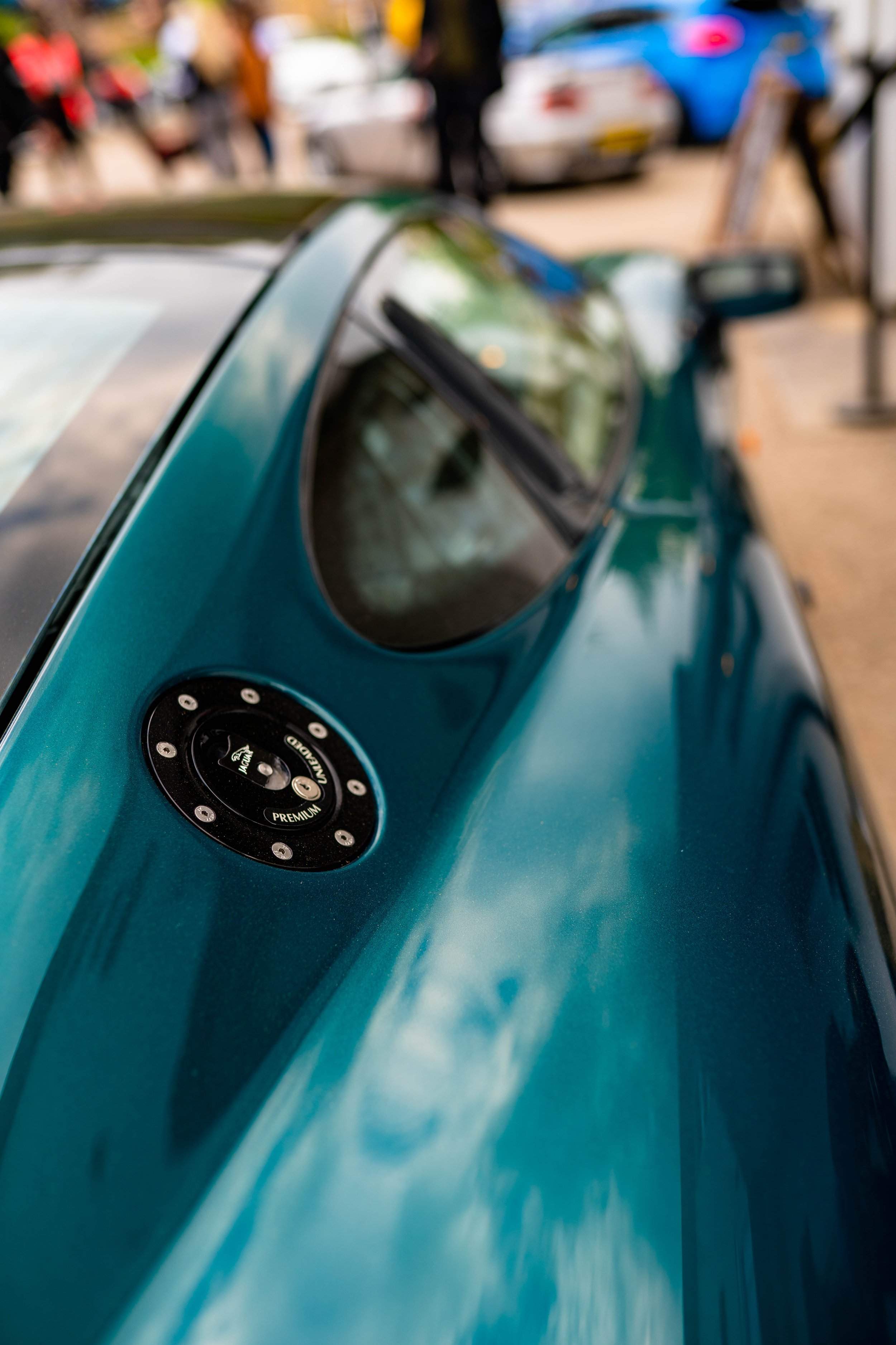 XJ220 at C&M-6.jpg