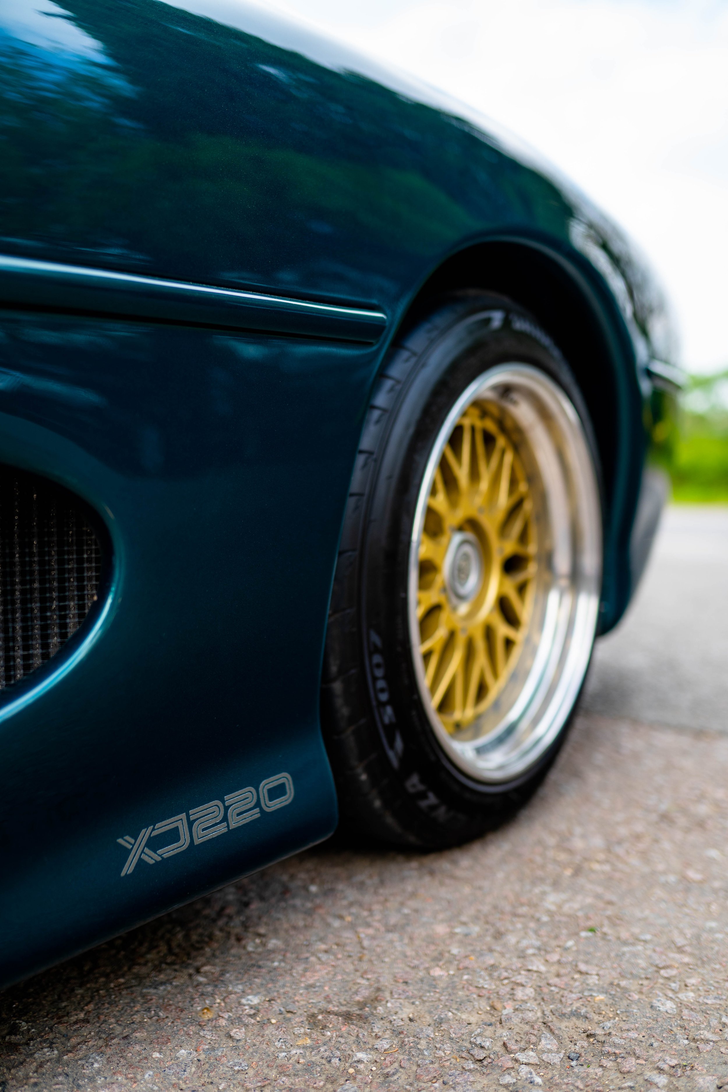 XJ220 at C&M-9.jpg