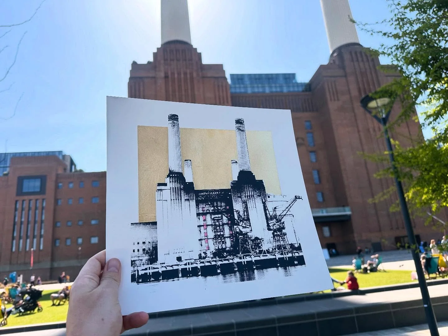 Bit late but here&rsquo;s a few highlights from 2025!

1. Getting this little beauty into the Battersea pop up shop

2. The Other Art Fair 

3. Making maps of places other than London!

4. Evenings printing at Thames Side Print Studio 

5. Printing t